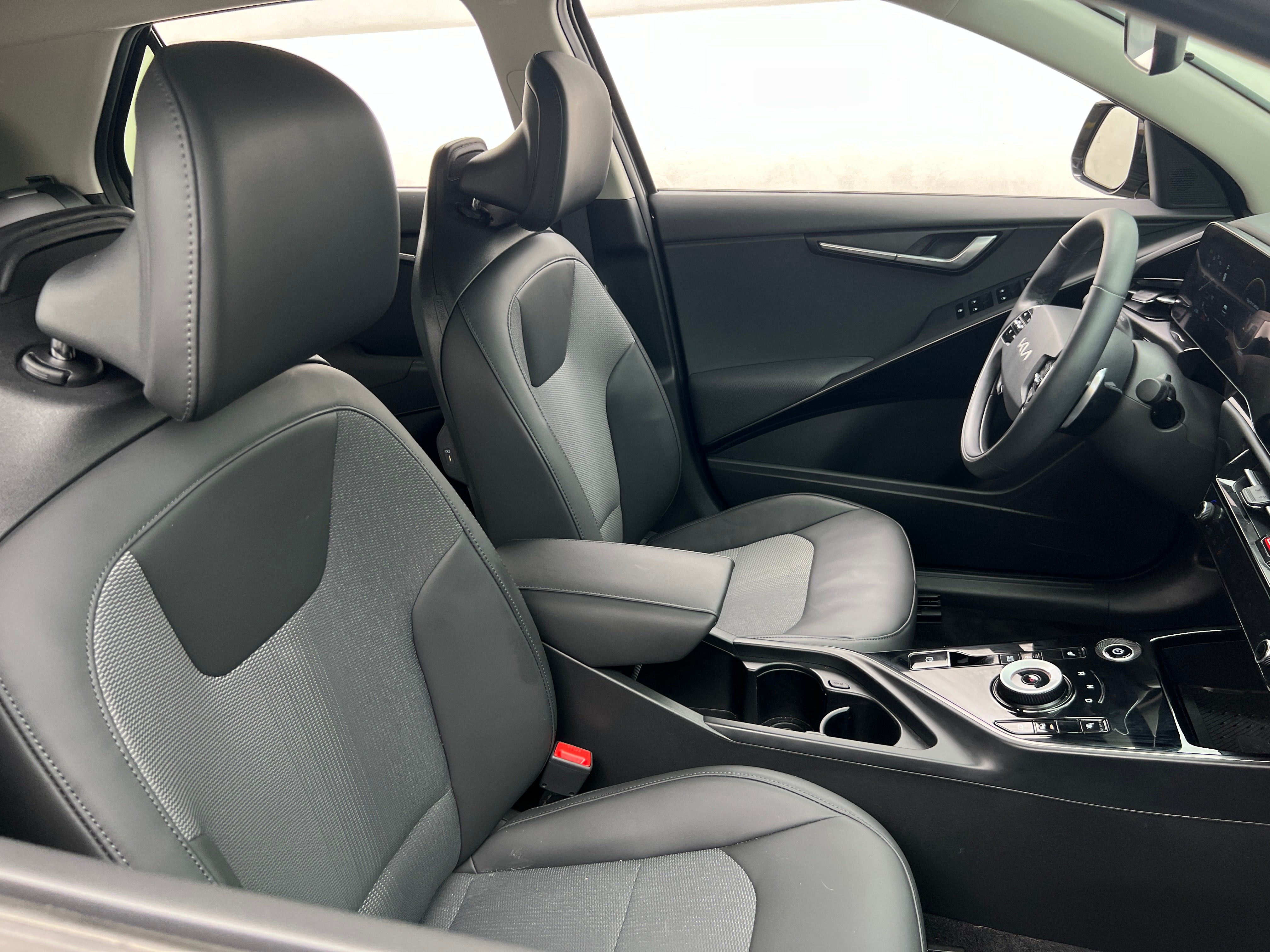 Used 2023 Kia Niro Wind with VIN KNDCR3L10P5045638 for sale in Auburn, WA