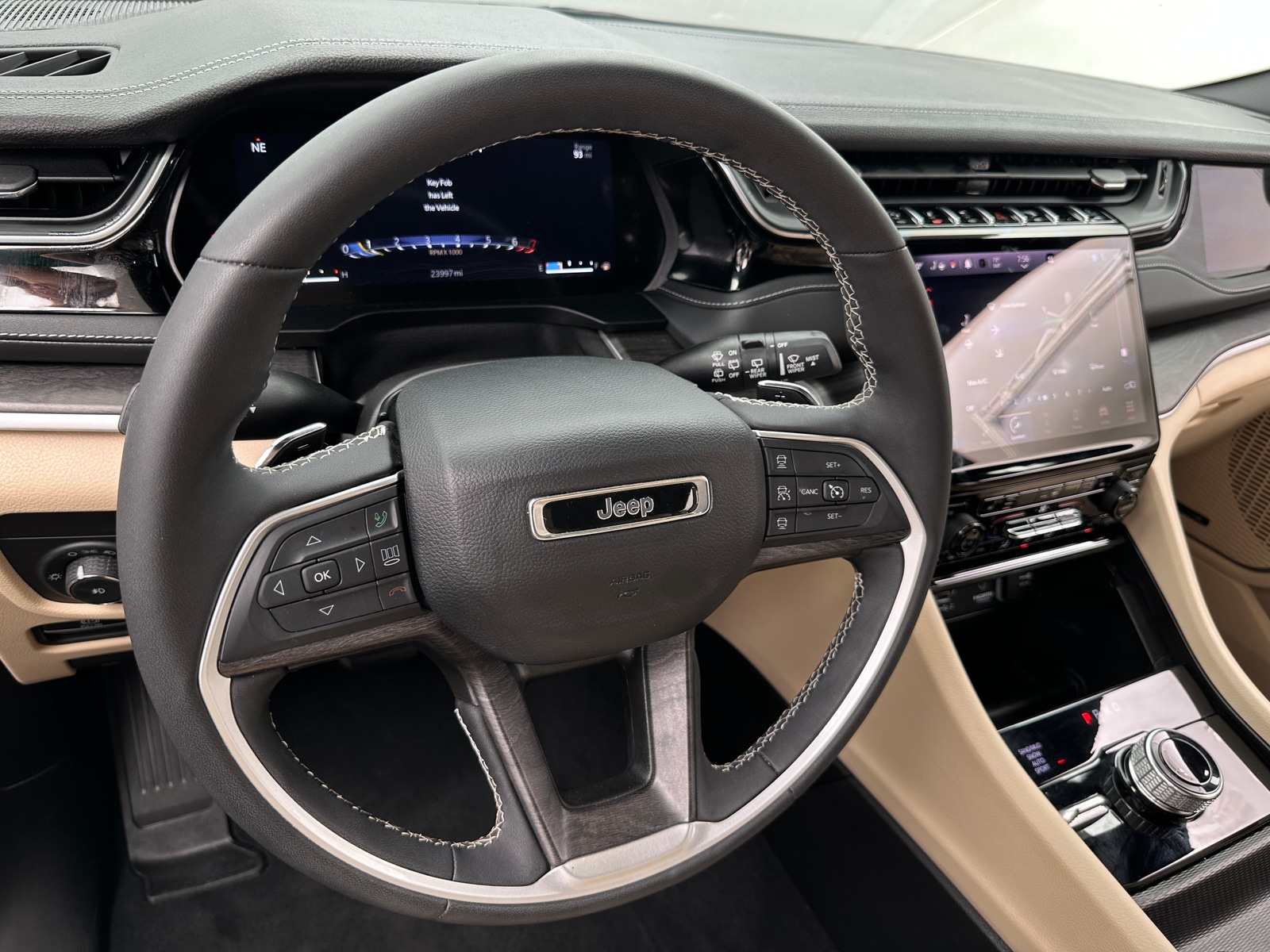 Thumbnail: 2023 Jeep Grand Cherokee - 4