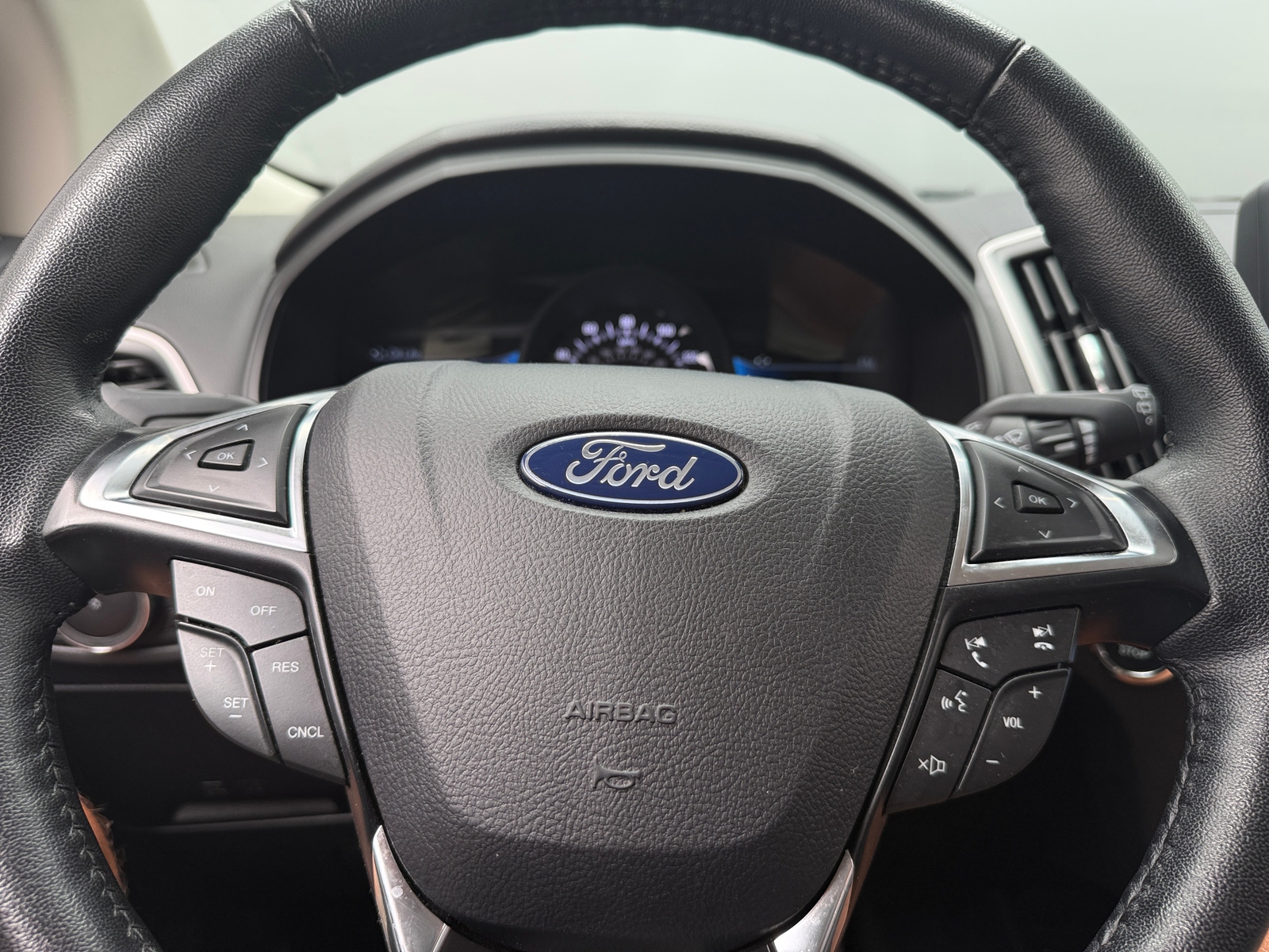 Thumbnail: 2024 Ford Edge - 4