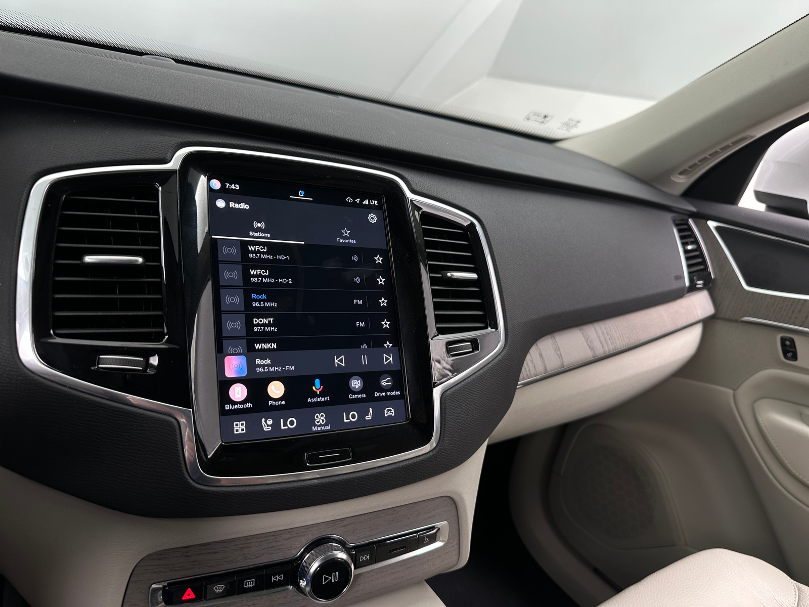 Thumbnail: 2025 Volvo XC90 - 3
