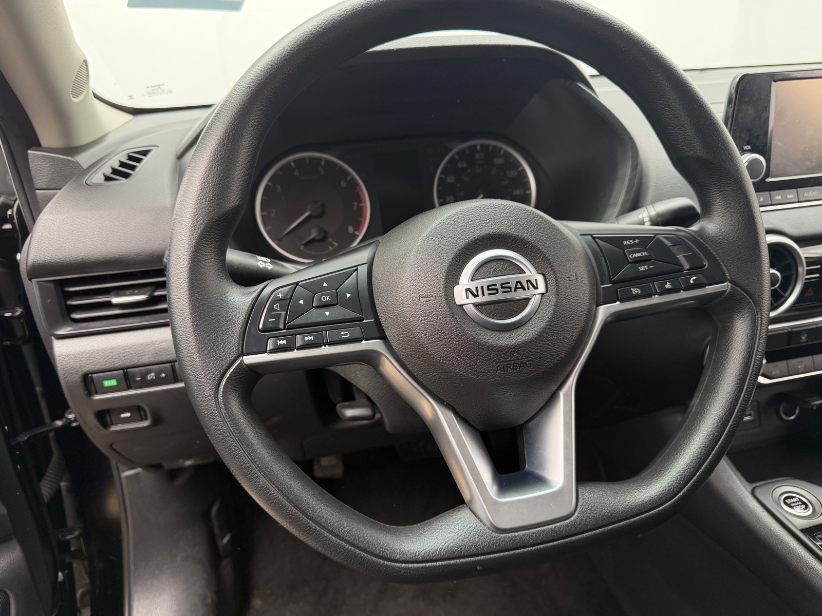 Thumbnail: 2023 Nissan Sentra - 5