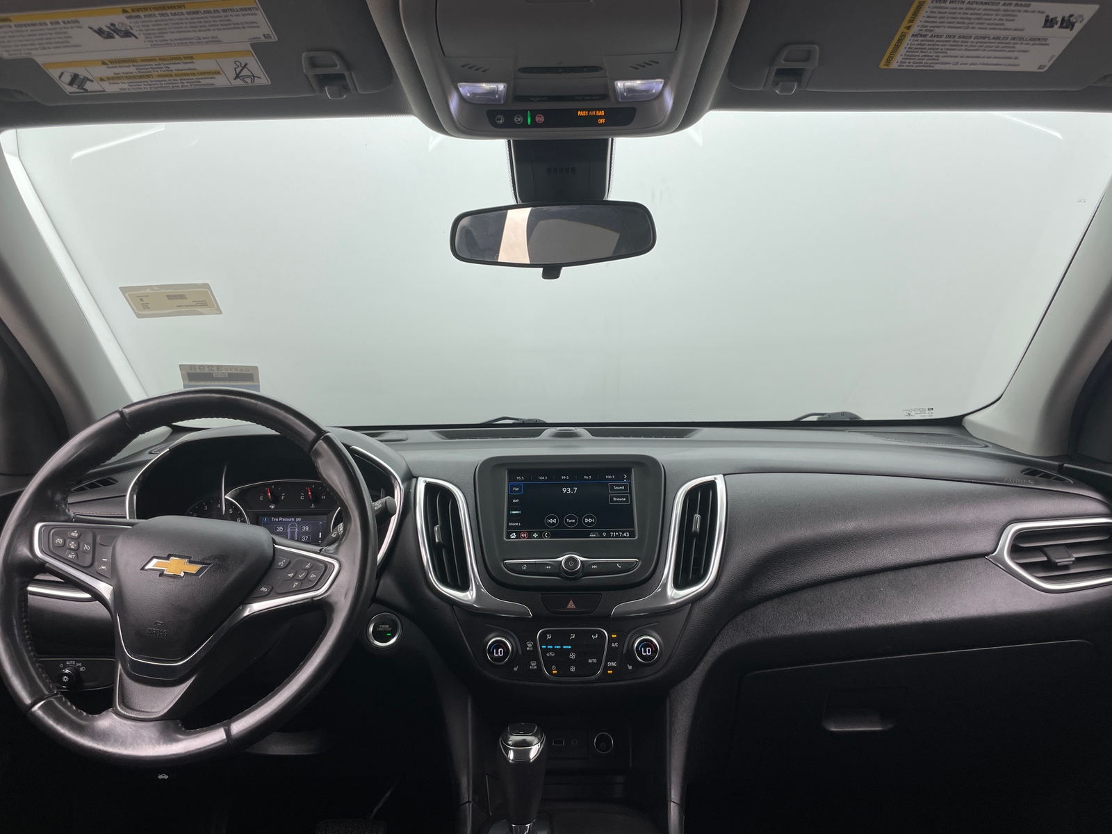 Thumbnail: 2019 Chevrolet Equinox - 3