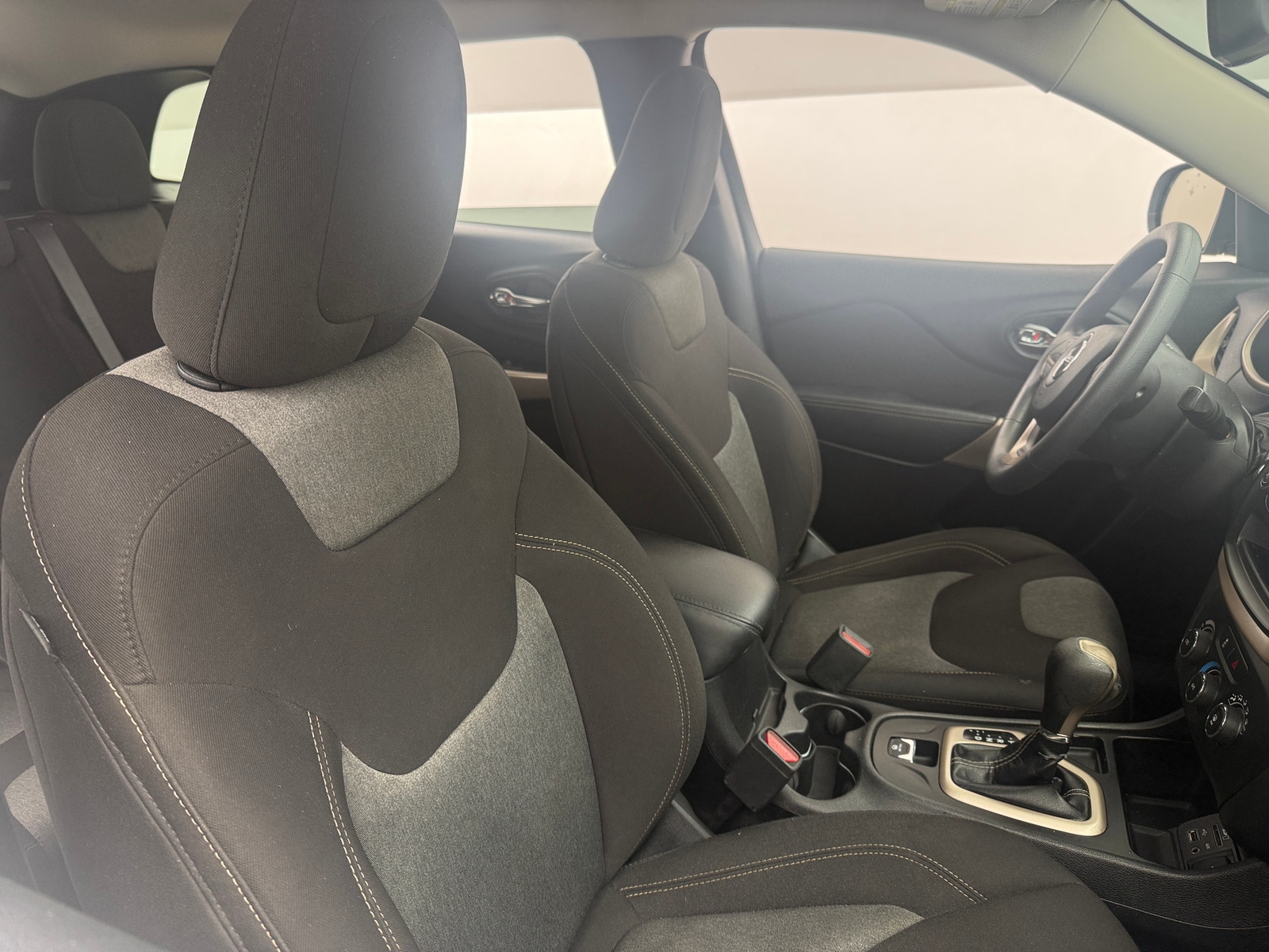 Thumbnail: 2018 Jeep Cherokee - 2