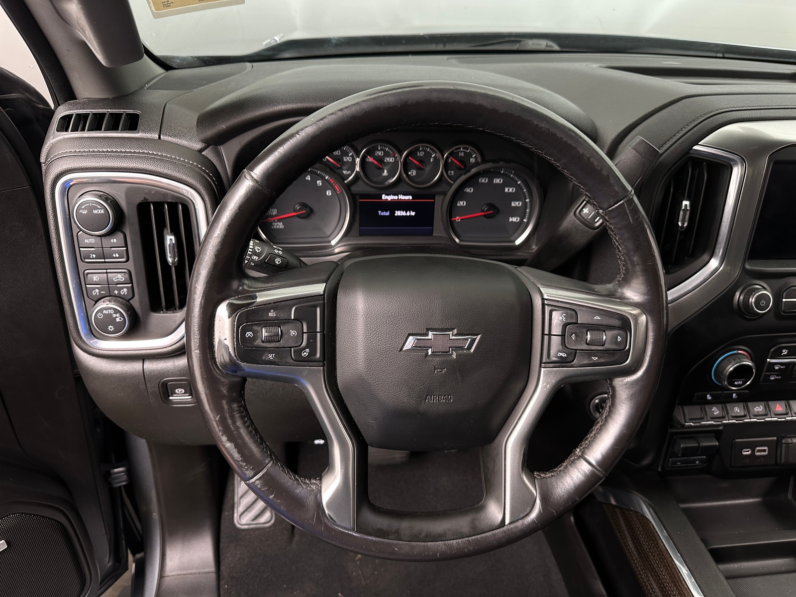 Thumbnail: 2021 Chevrolet Silverado 1500 - 4