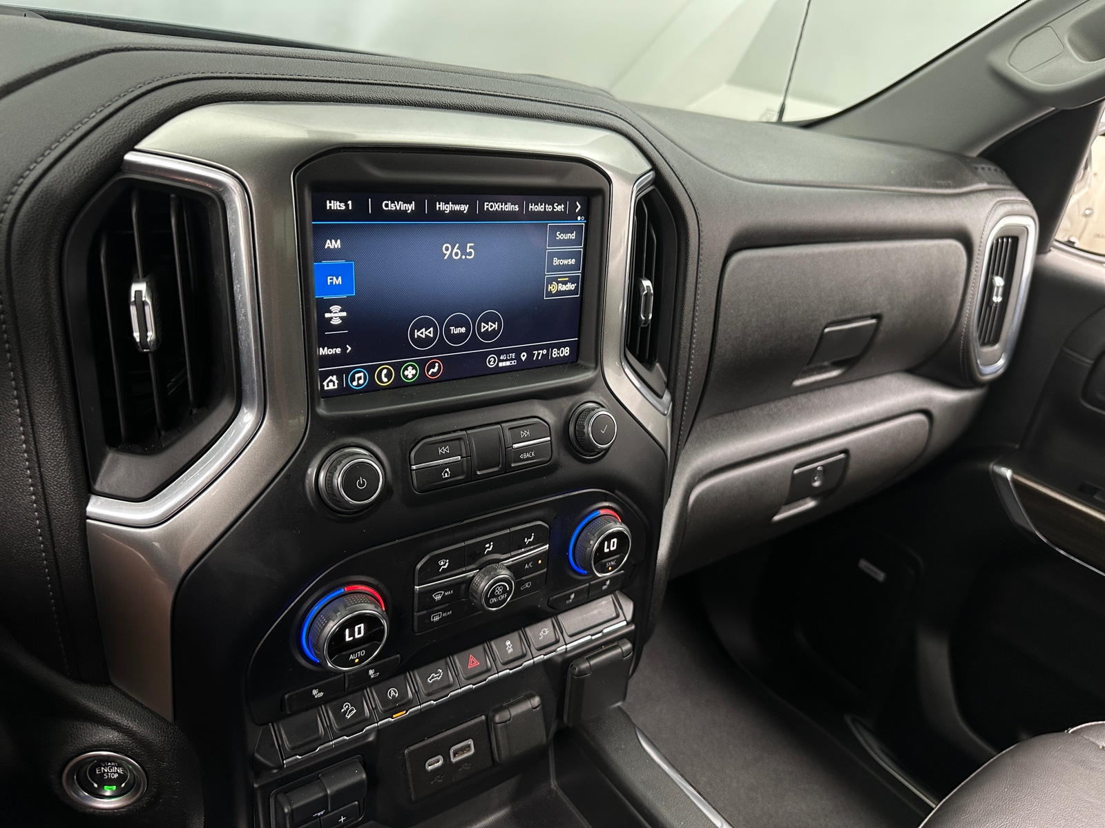 Thumbnail: 2021 Chevrolet Silverado 1500 - 3