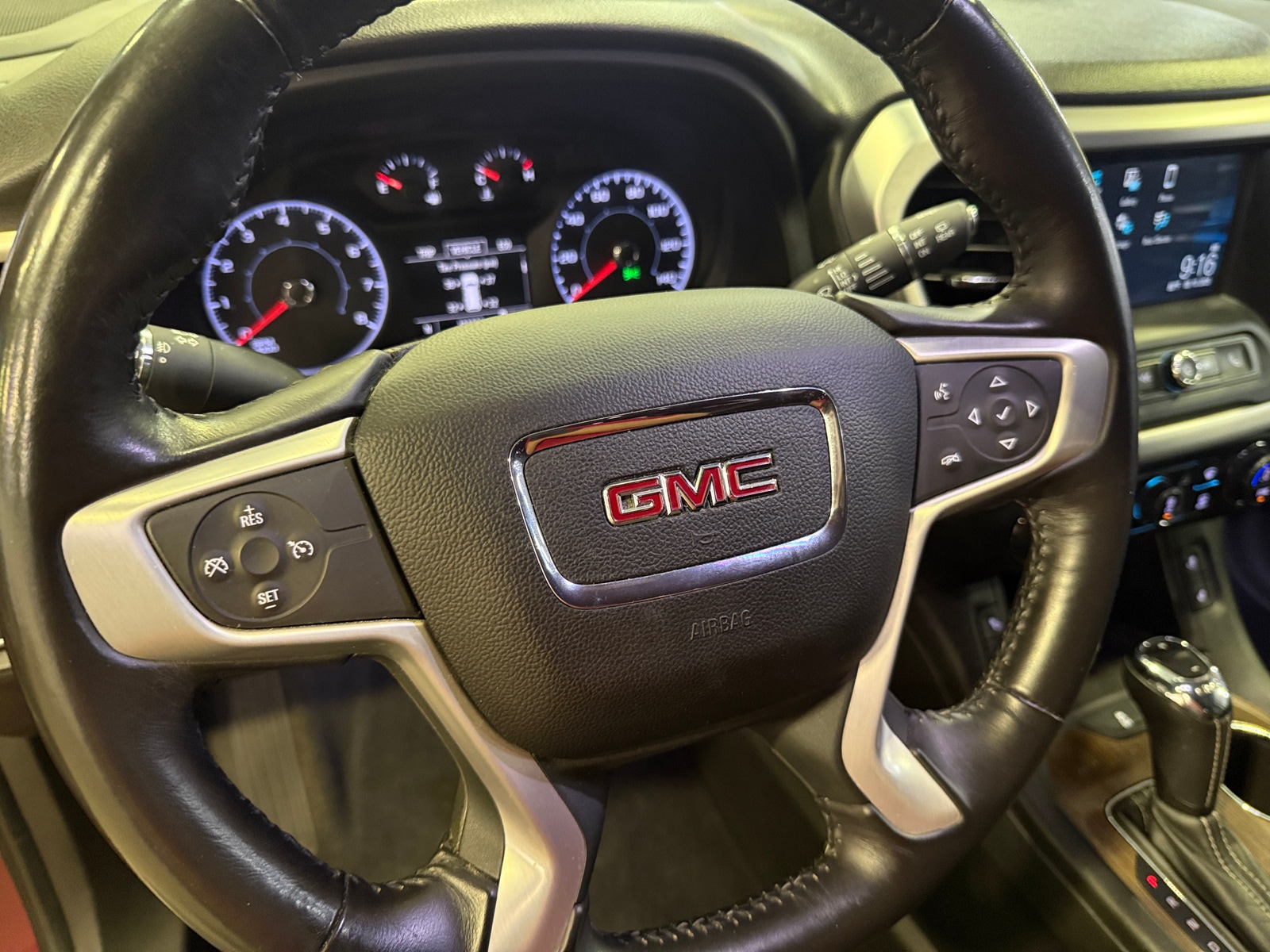 Thumbnail: 2017 GMC Acadia - 5