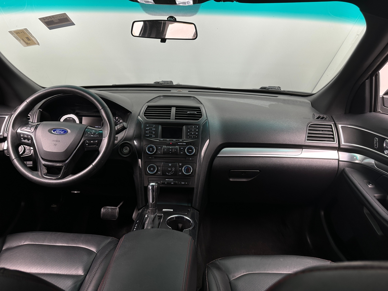 Thumbnail: 2016 Ford Explorer - 3