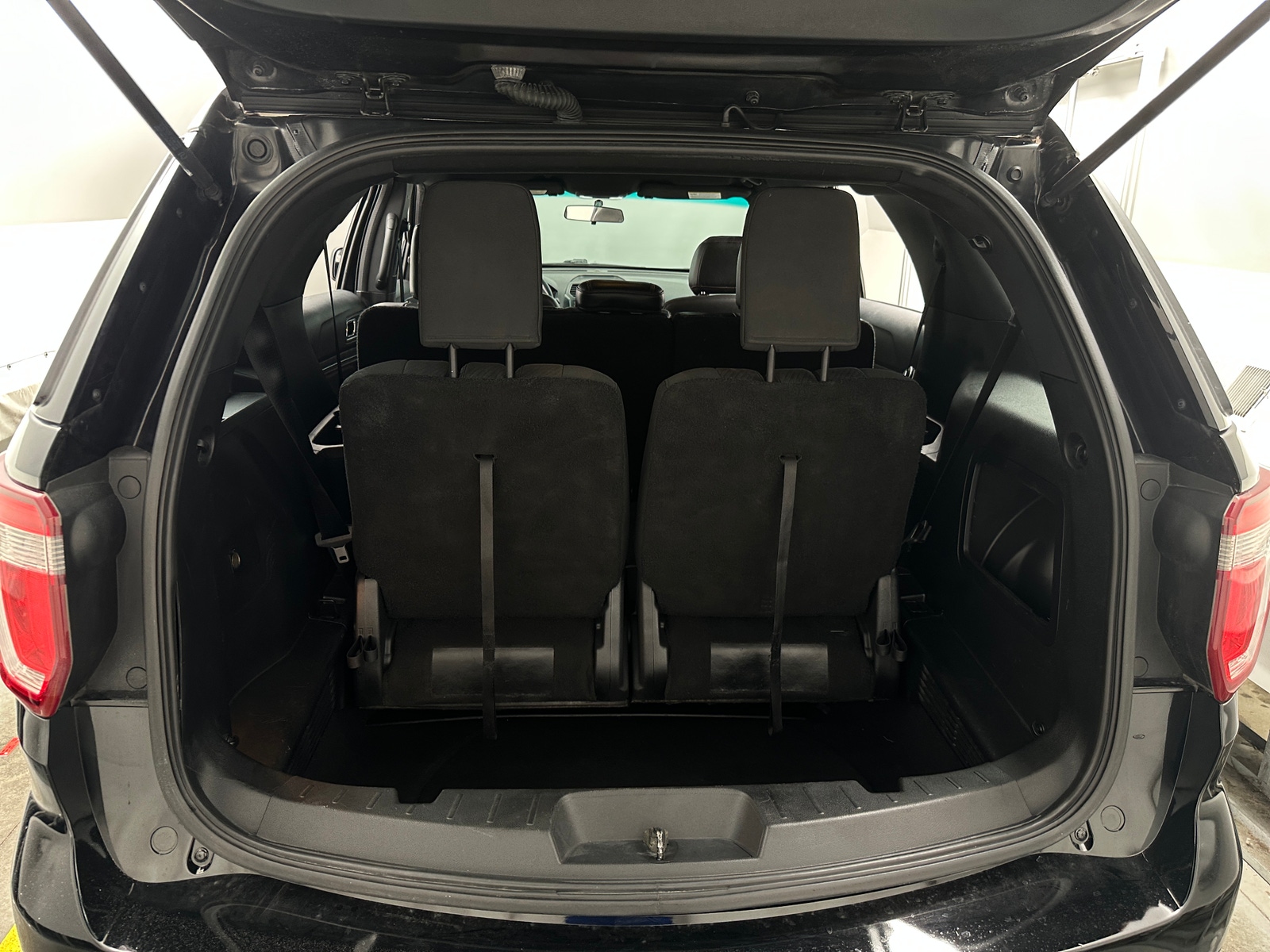 Thumbnail: 2016 Ford Explorer - 7