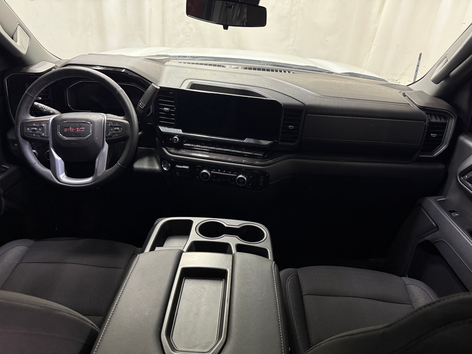 Thumbnail: 2026 GMC Sierra 1500 - 3