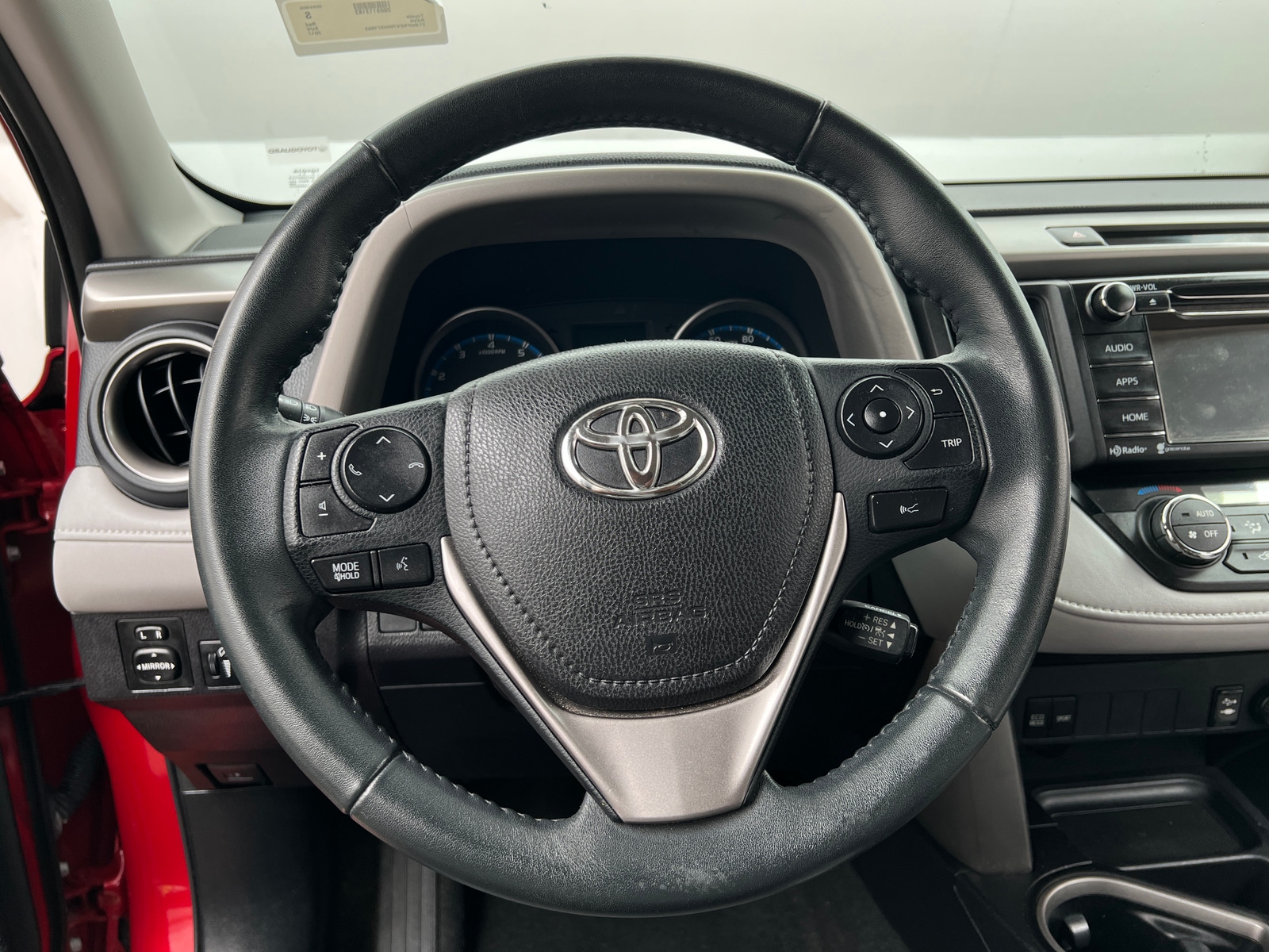 Thumbnail: 2017 Toyota RAV4 - 5