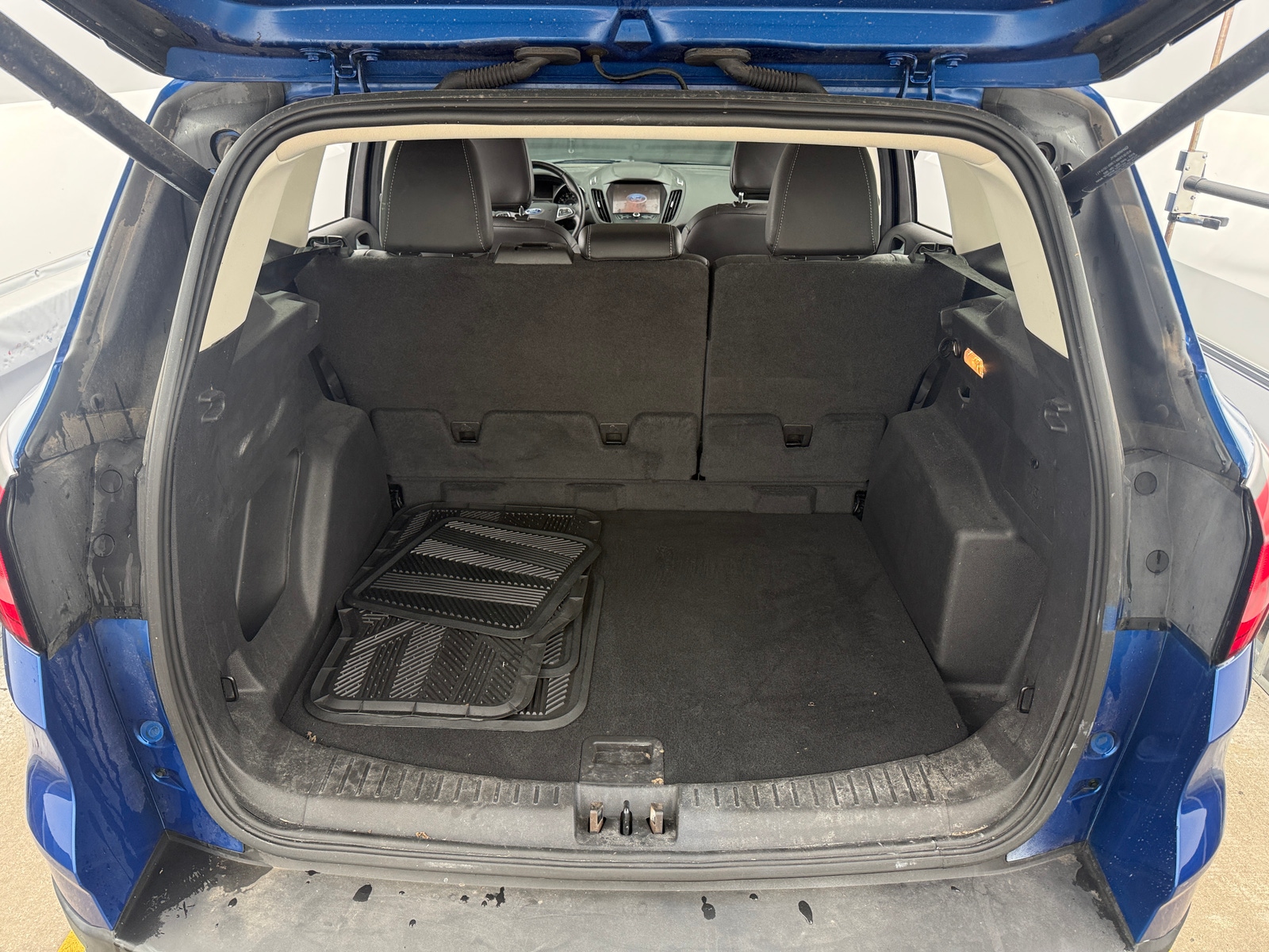 Thumbnail: 2019 Ford Escape - 6