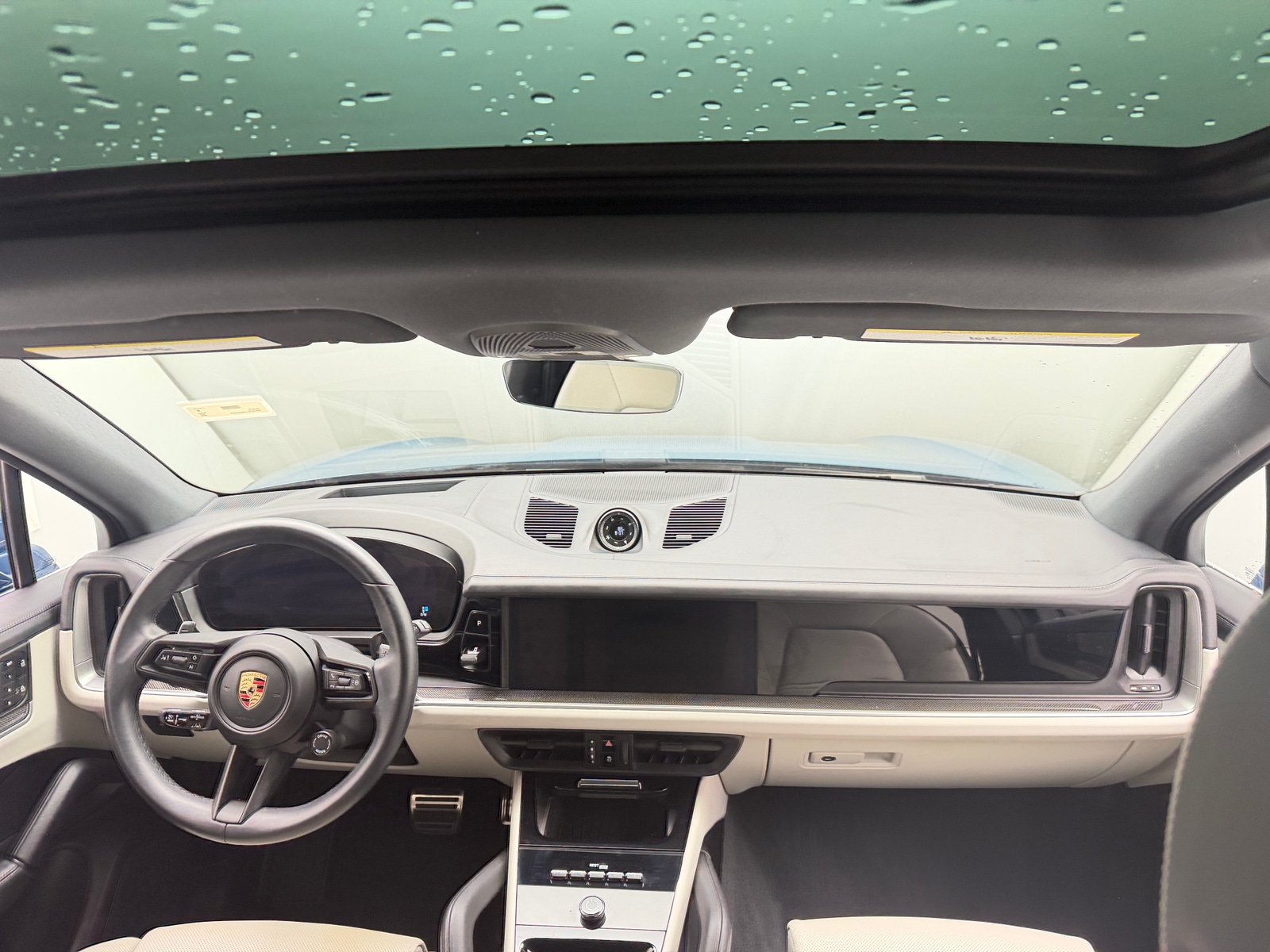 Thumbnail: 2024 Porsche Cayenne - 2