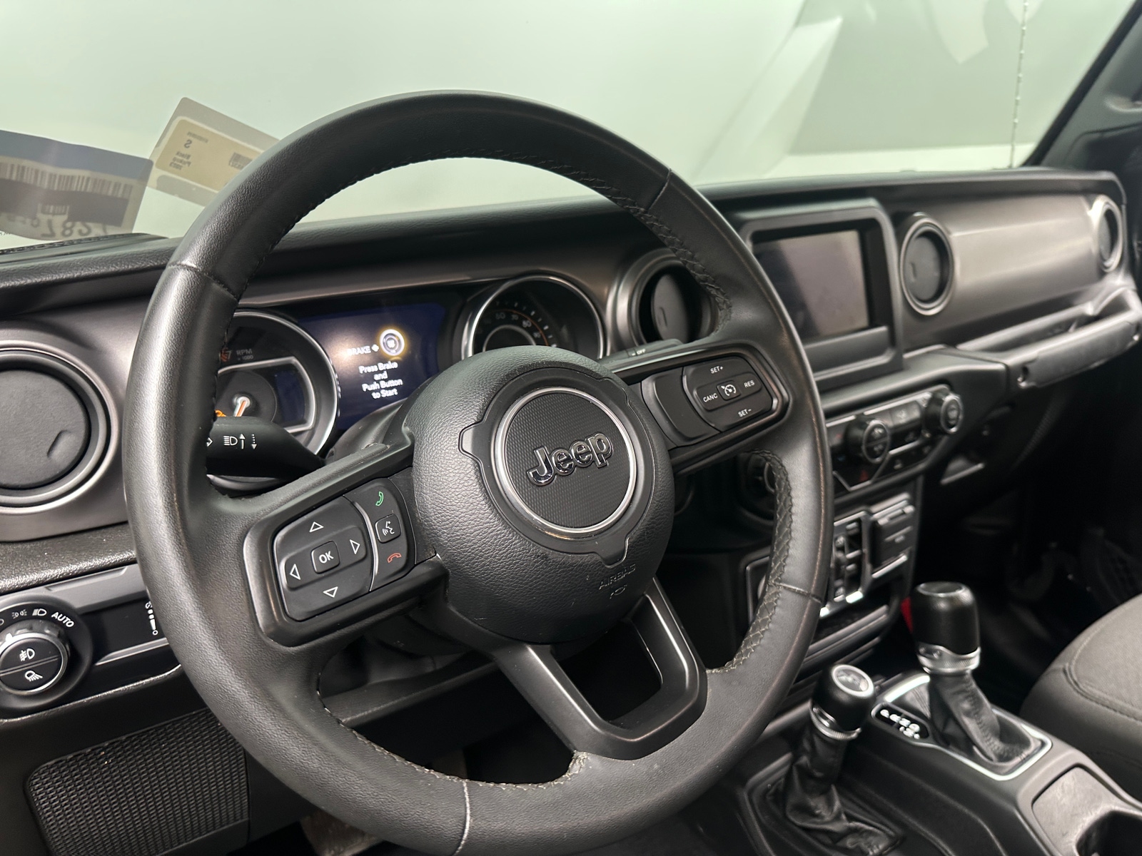 Thumbnail: 2023 Jeep Gladiator - 5