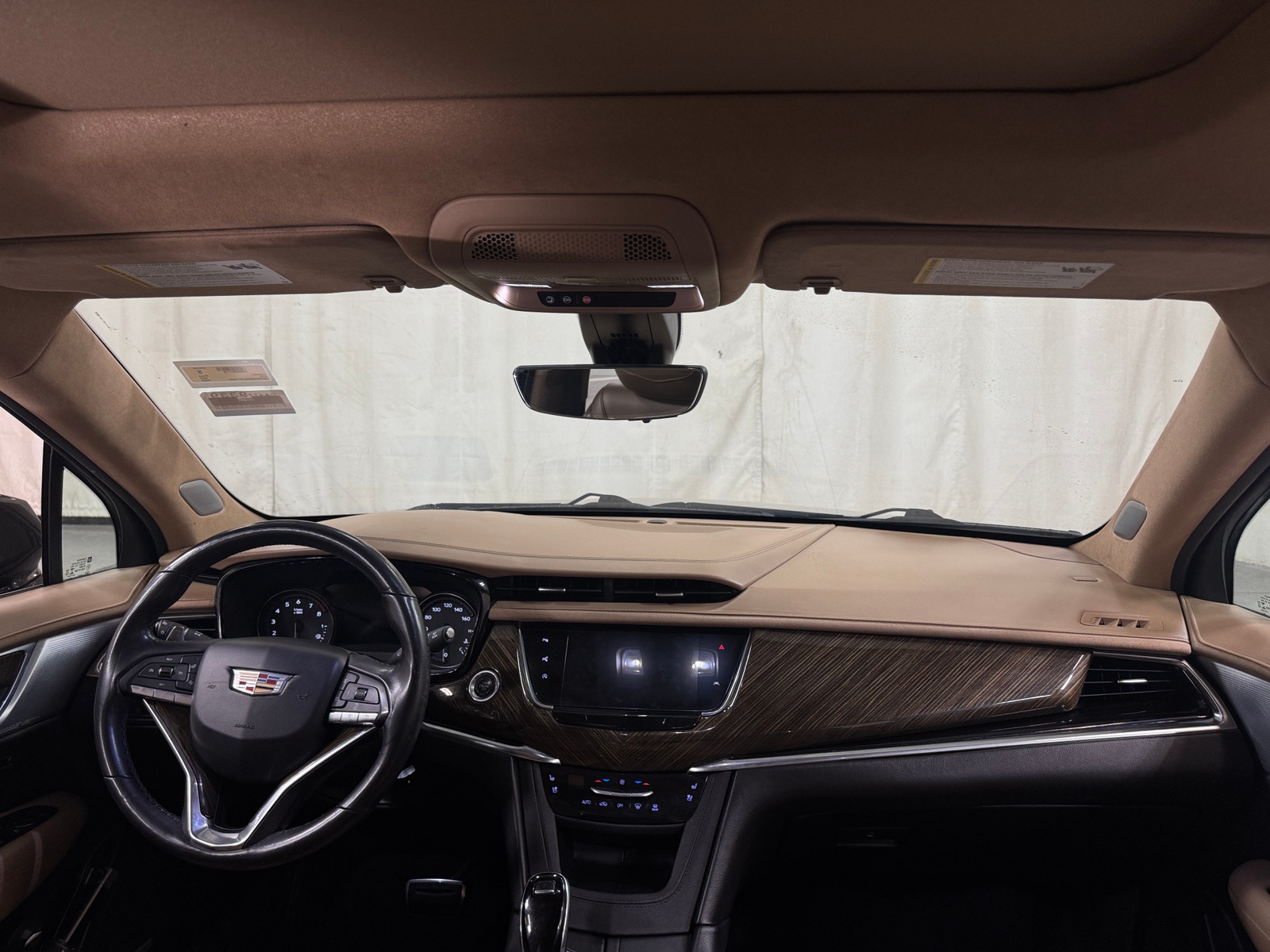 Thumbnail: 2020 Cadillac XT6 - 2