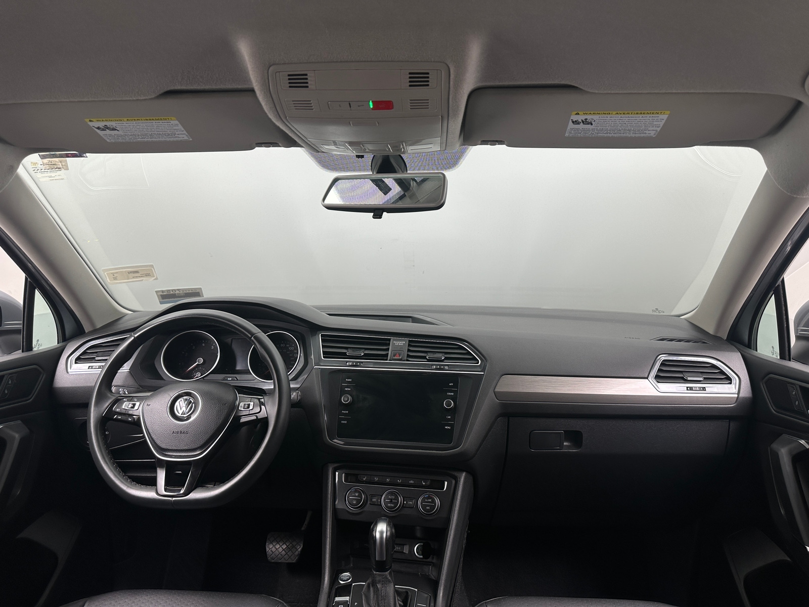 Thumbnail: 2020 Volkswagen Tiguan - 2