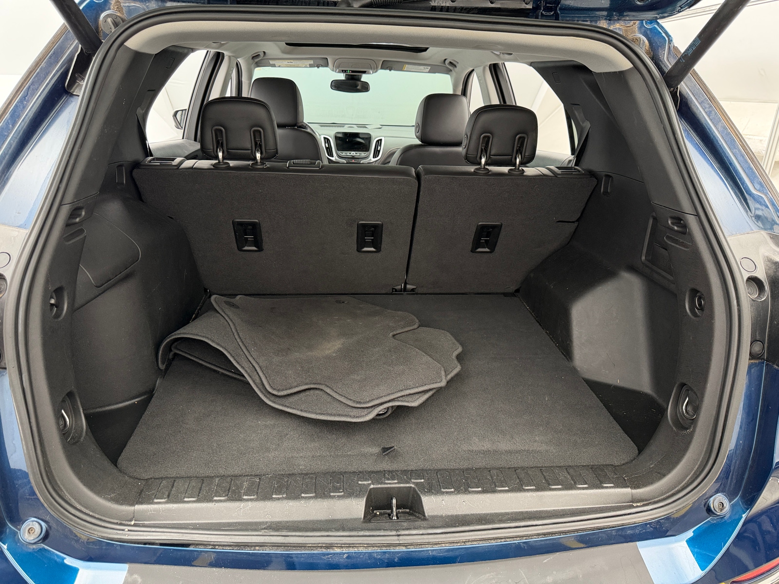 Thumbnail: 2020 Chevrolet Equinox - 6