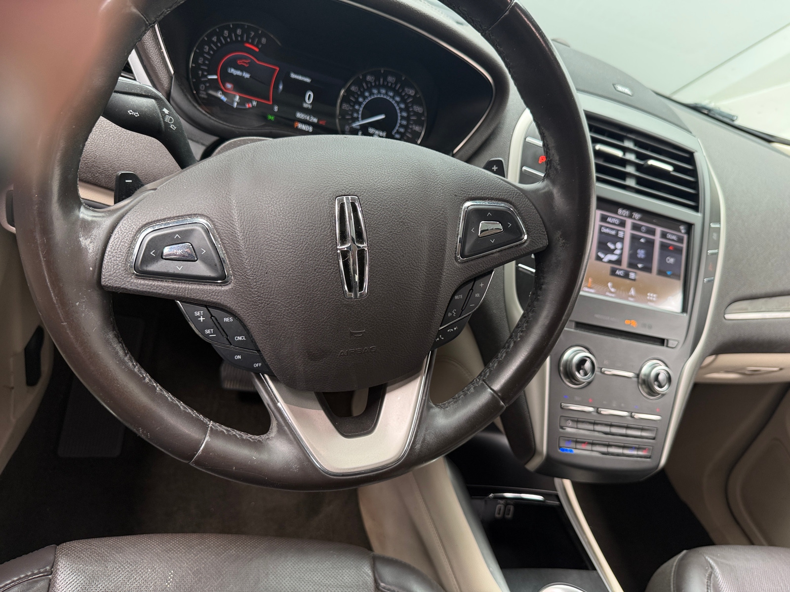 Thumbnail: 2019 Lincoln MKC - 4