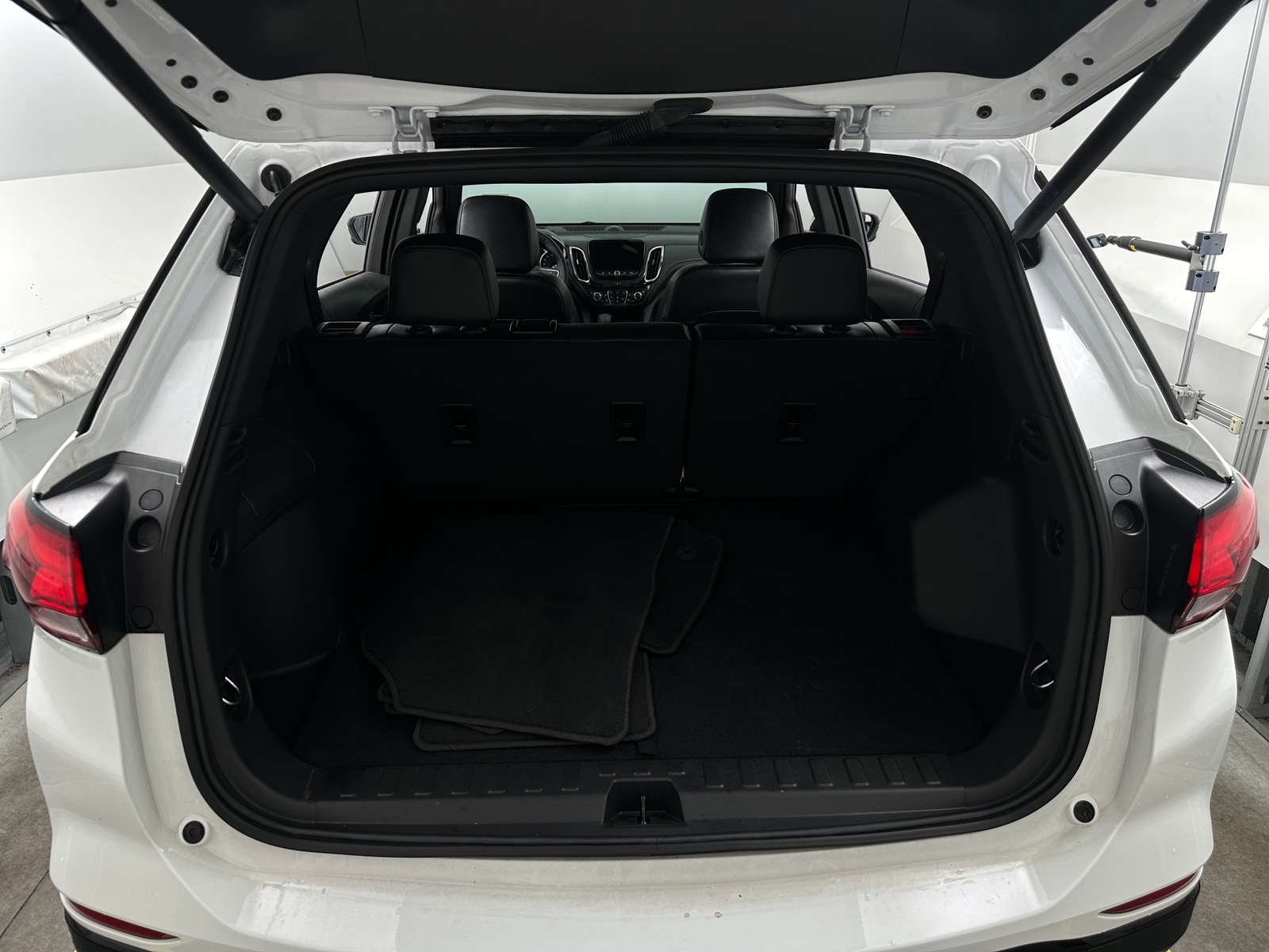 Thumbnail: 2024 Chevrolet Equinox - 6