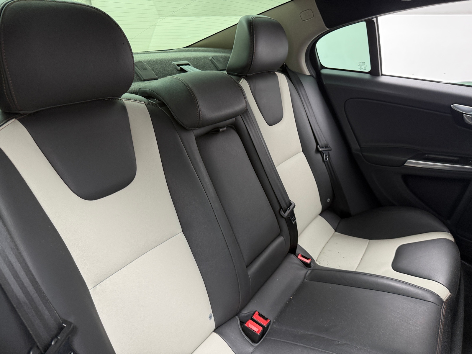 Thumbnail: 2016 Volvo S60 - 5
