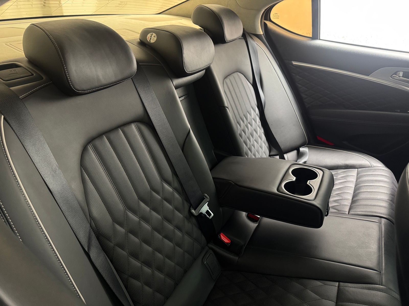 Thumbnail: 2019 Genesis G70 - 6