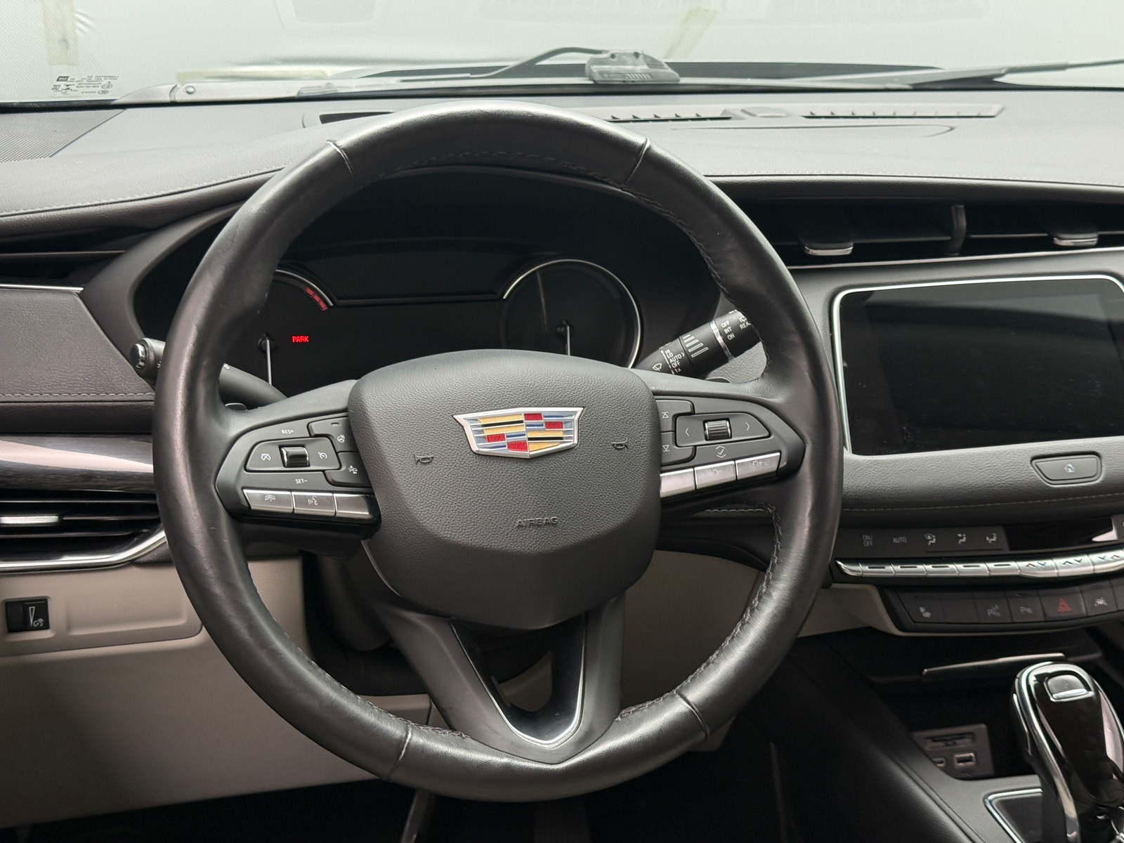 Thumbnail: 2021 Cadillac XT4 - 4