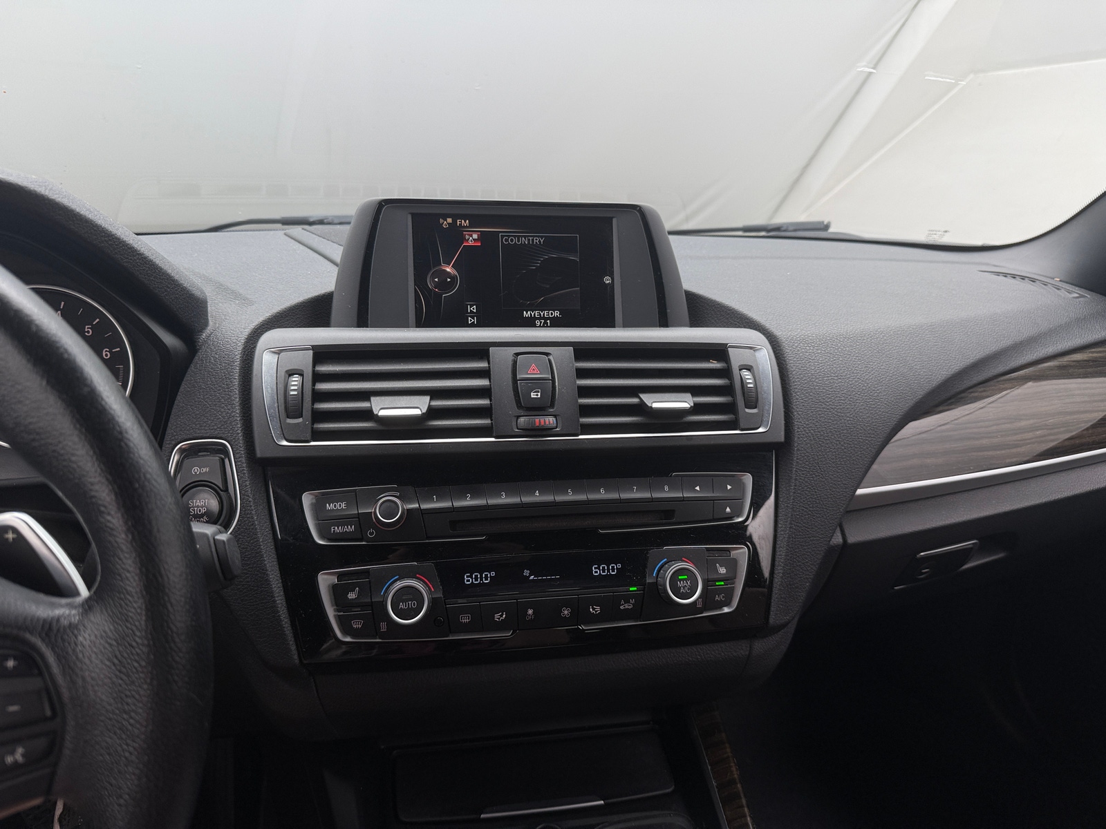 Thumbnail: 2016 BMW 2 Series - 4