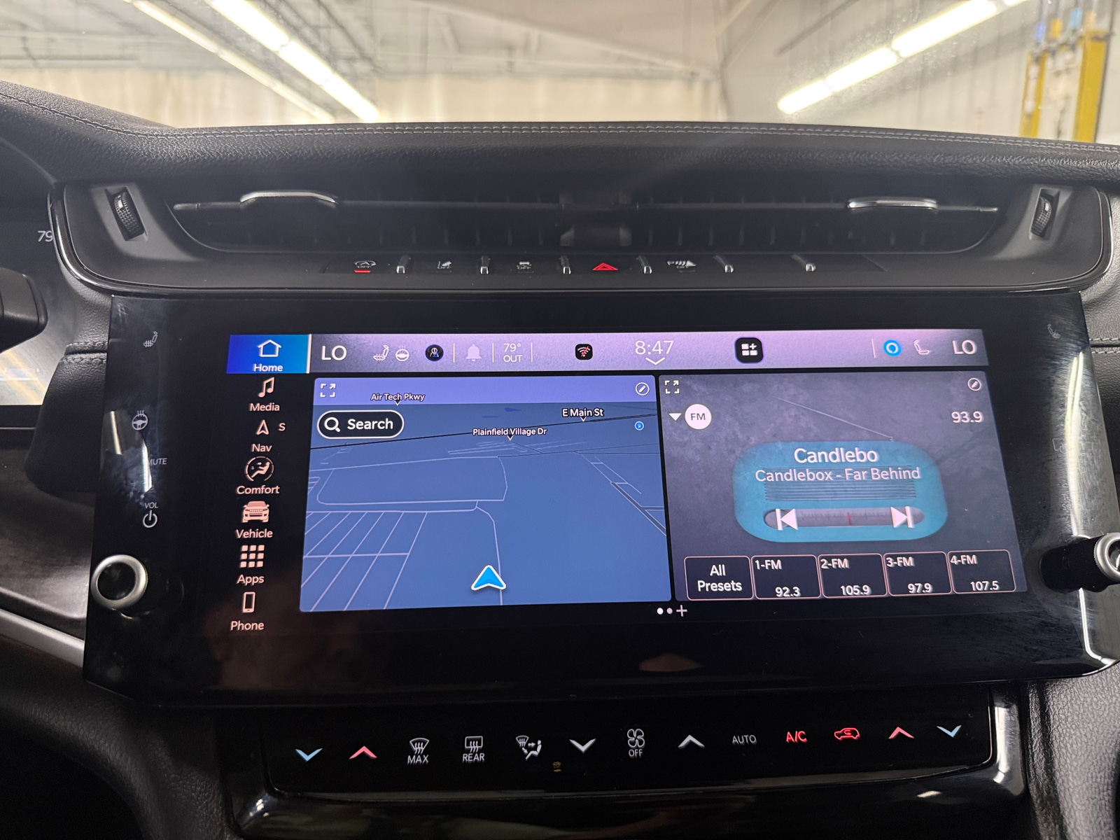 Thumbnail: 2026 Jeep Grand Cherokee - 3