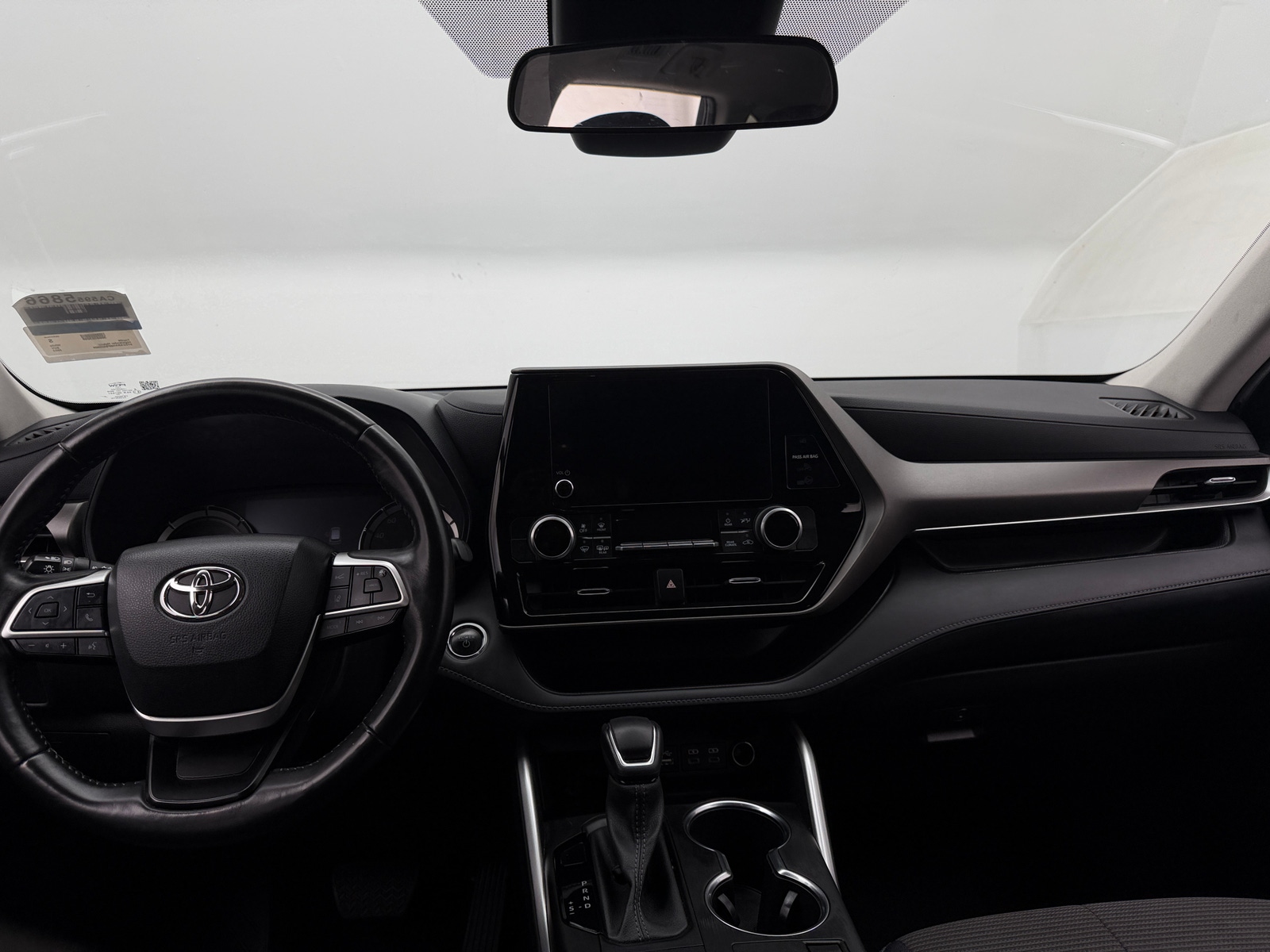 Thumbnail: 2023 Toyota Highlander - 3