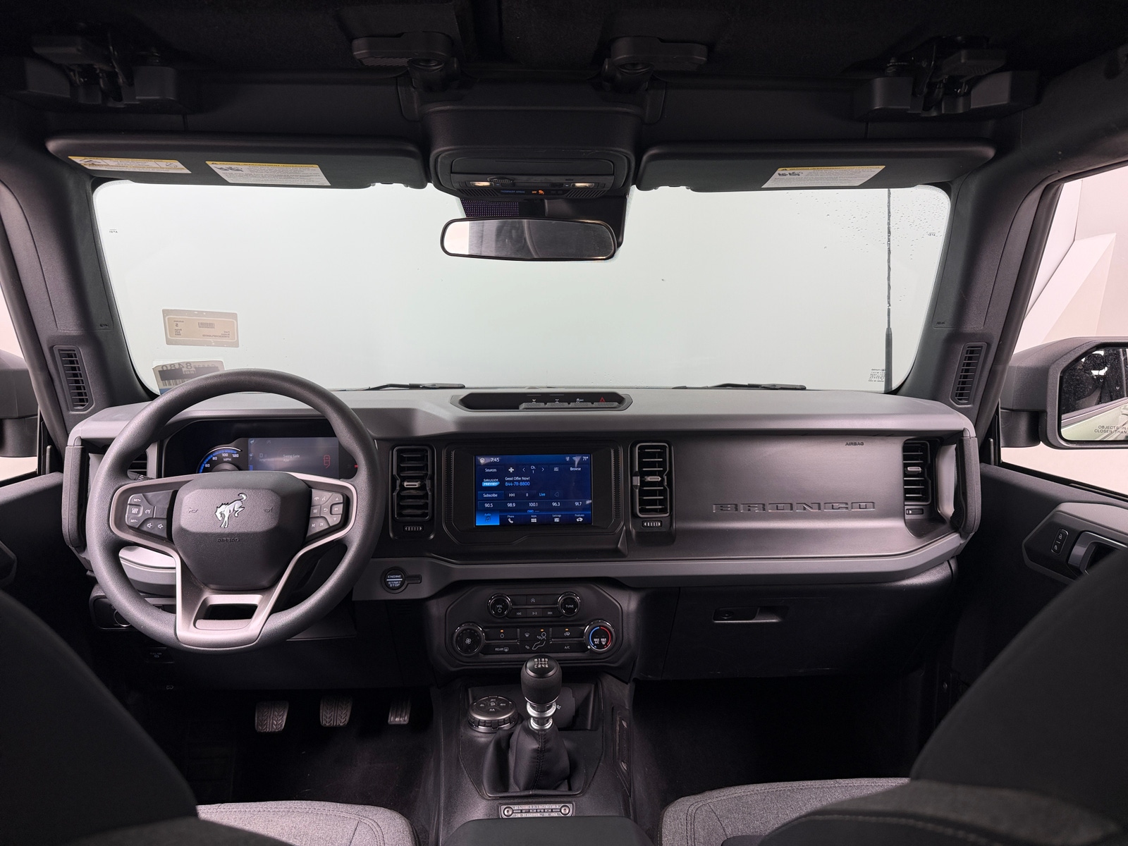 Thumbnail: 2023 Ford Bronco - 3