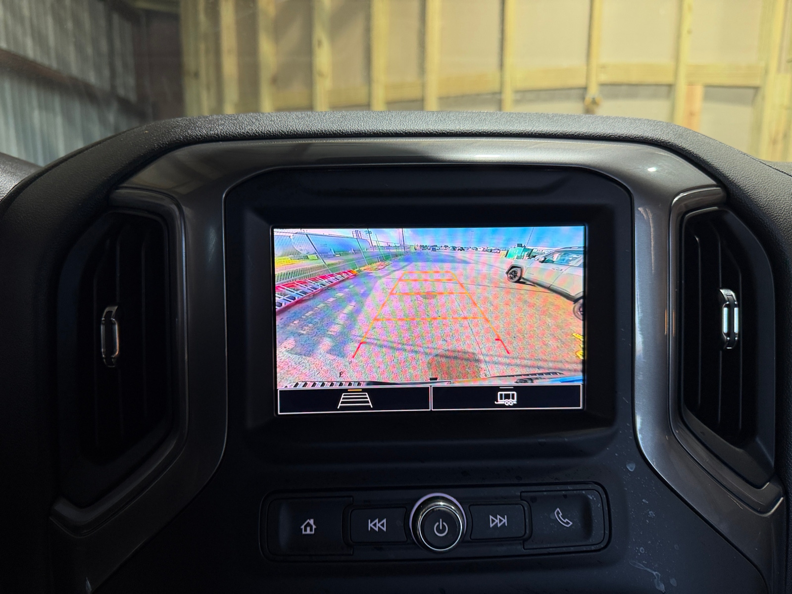 Thumbnail: 2025 Chevrolet Silverado 1500 - 4