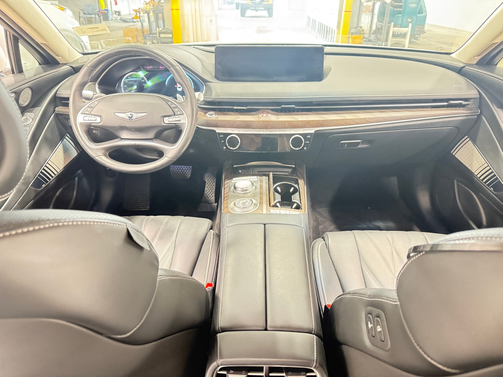 Thumbnail: 2023 Genesis G80 - 2