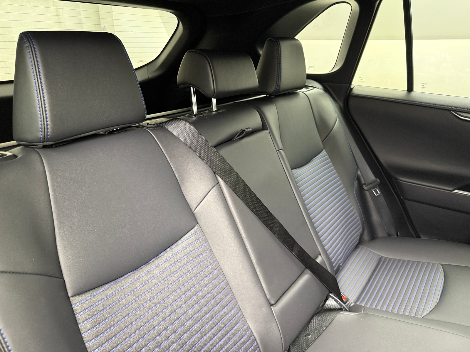 Thumbnail: 2025 Toyota RAV4 - 5