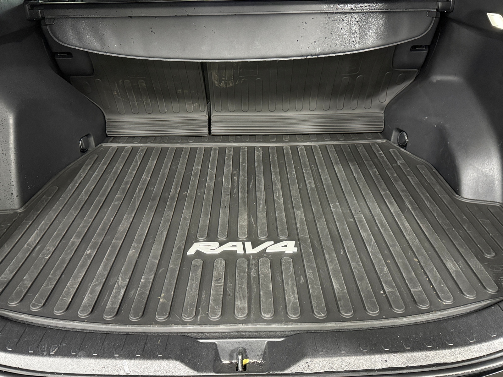 Thumbnail: 2025 Toyota RAV4 - 6