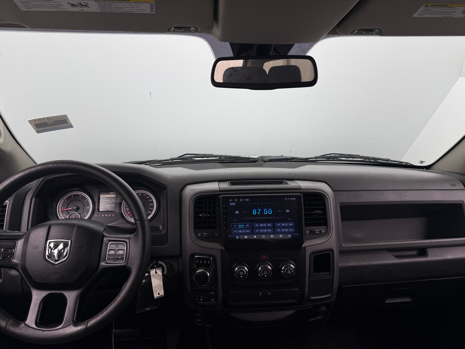 Thumbnail: 2019 RAM 1500 Classic - 3