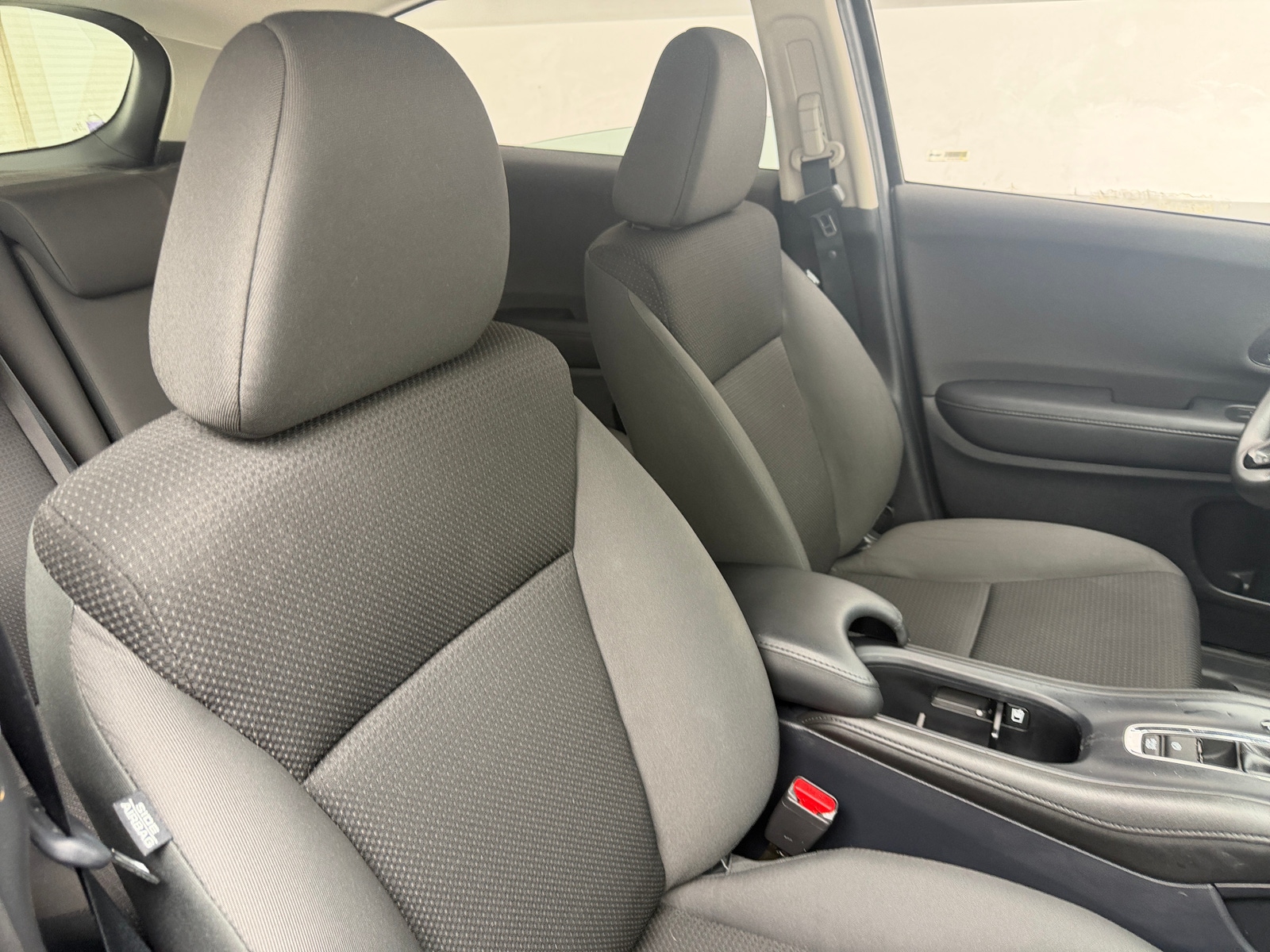 Thumbnail: 2020 Honda HR-V - 2