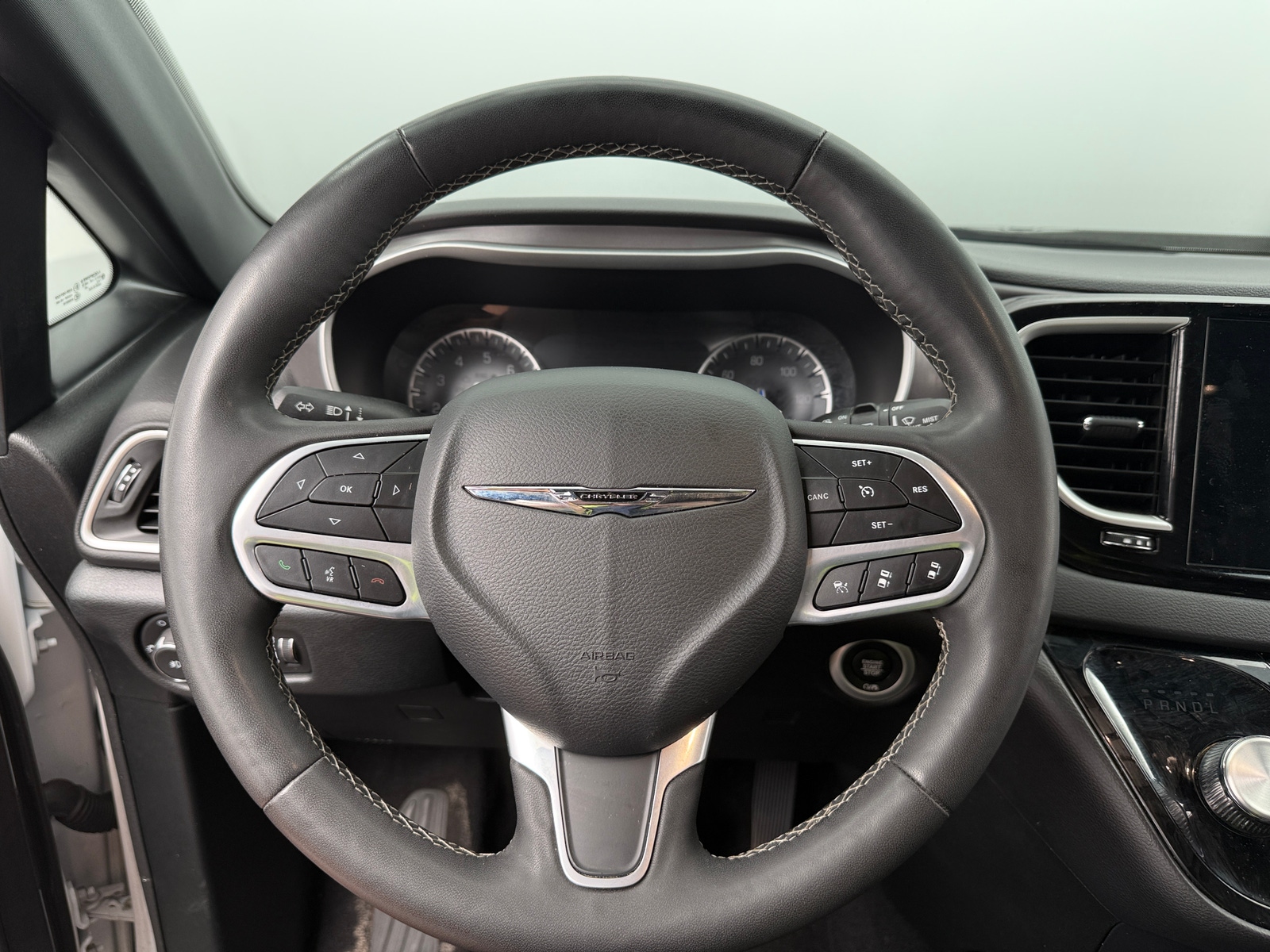 Thumbnail: 2025 Chrysler Pacifica - 4