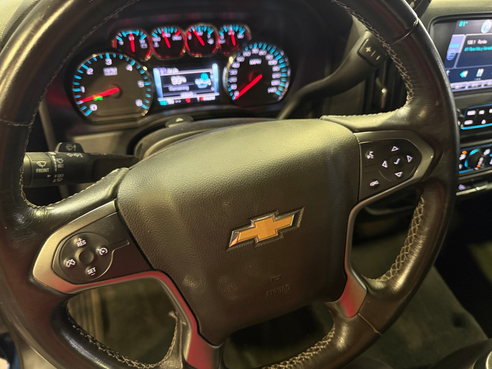 Thumbnail: 2015 Chevrolet Silverado 1500 - 5