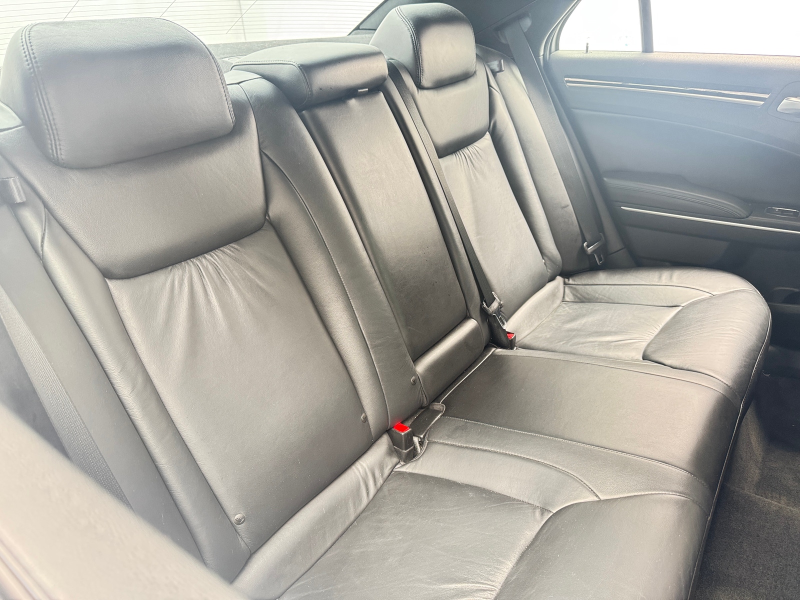 Thumbnail: 2011 Chrysler 300 - 5