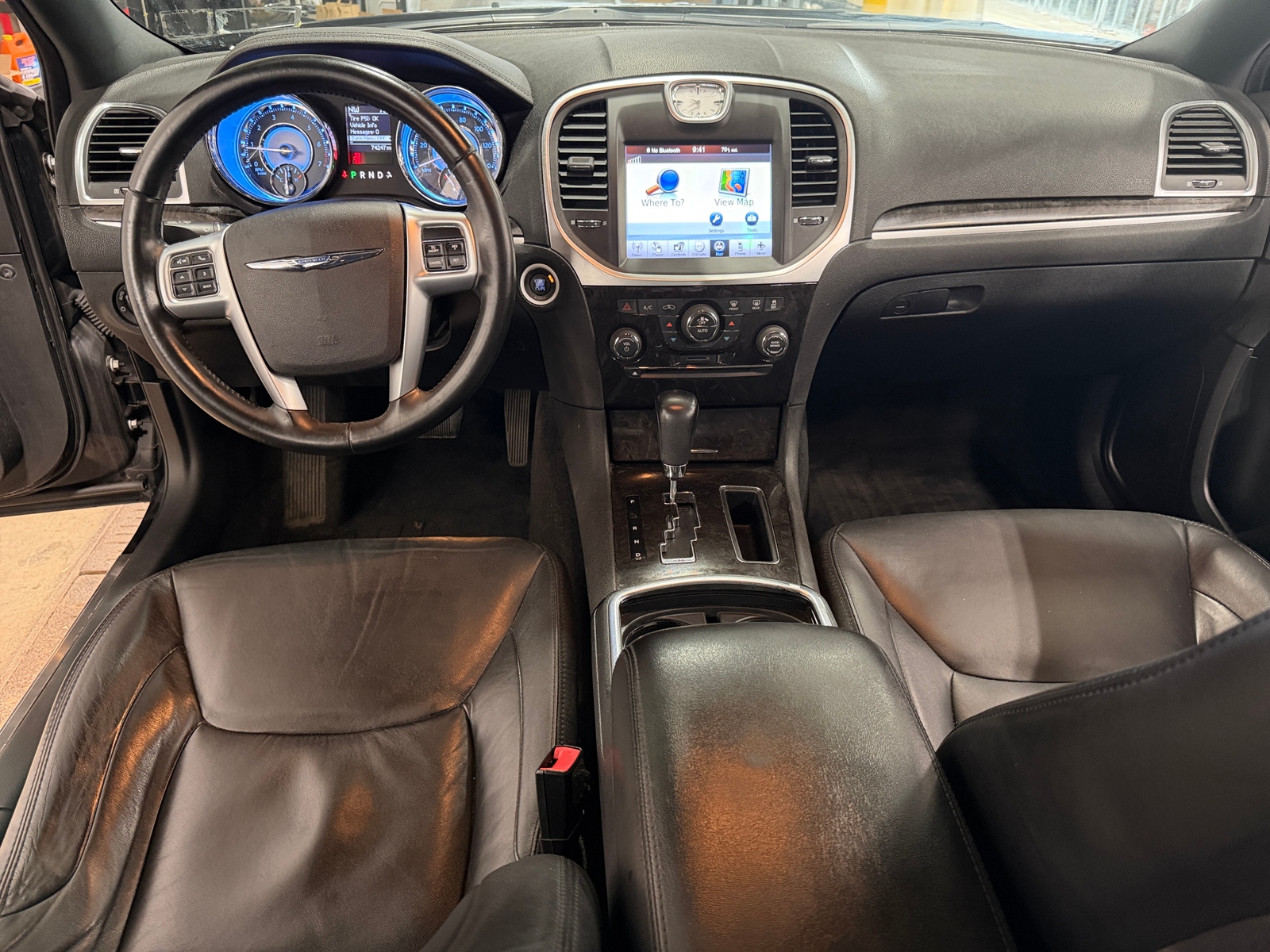 Thumbnail: 2011 Chrysler 300 - 2