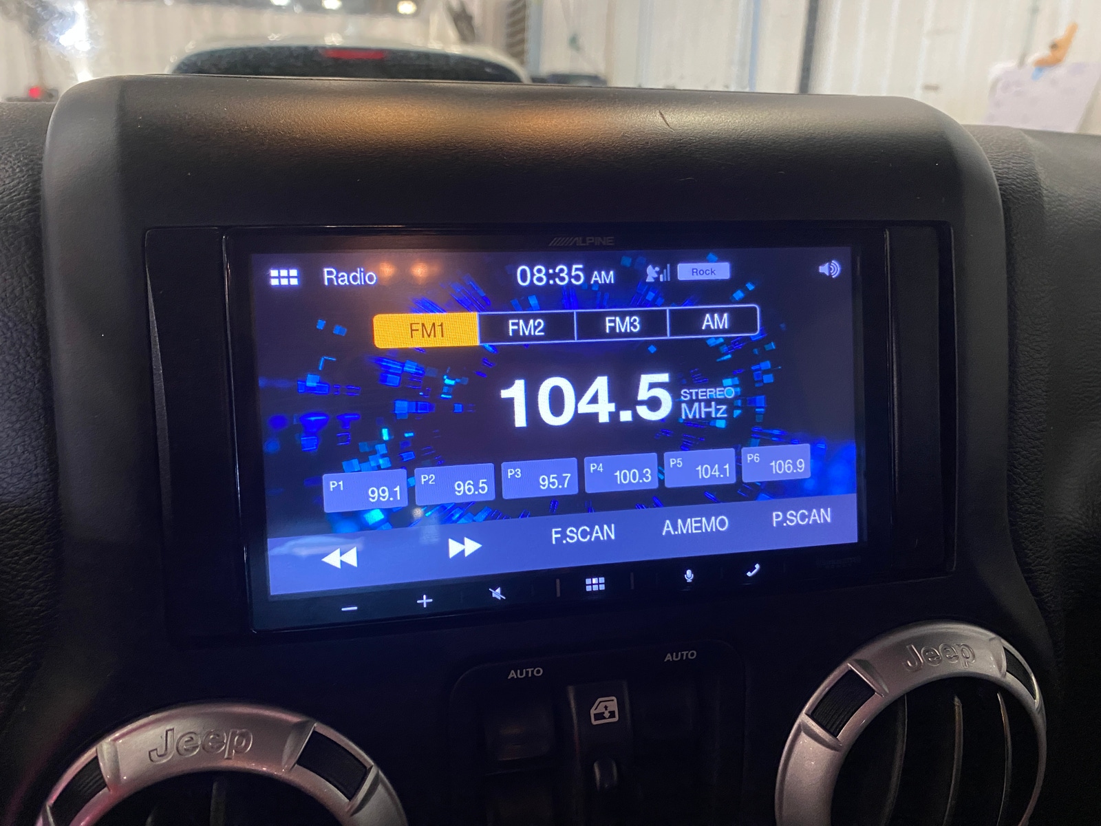 Thumbnail: 2016 Jeep Wrangler - 3