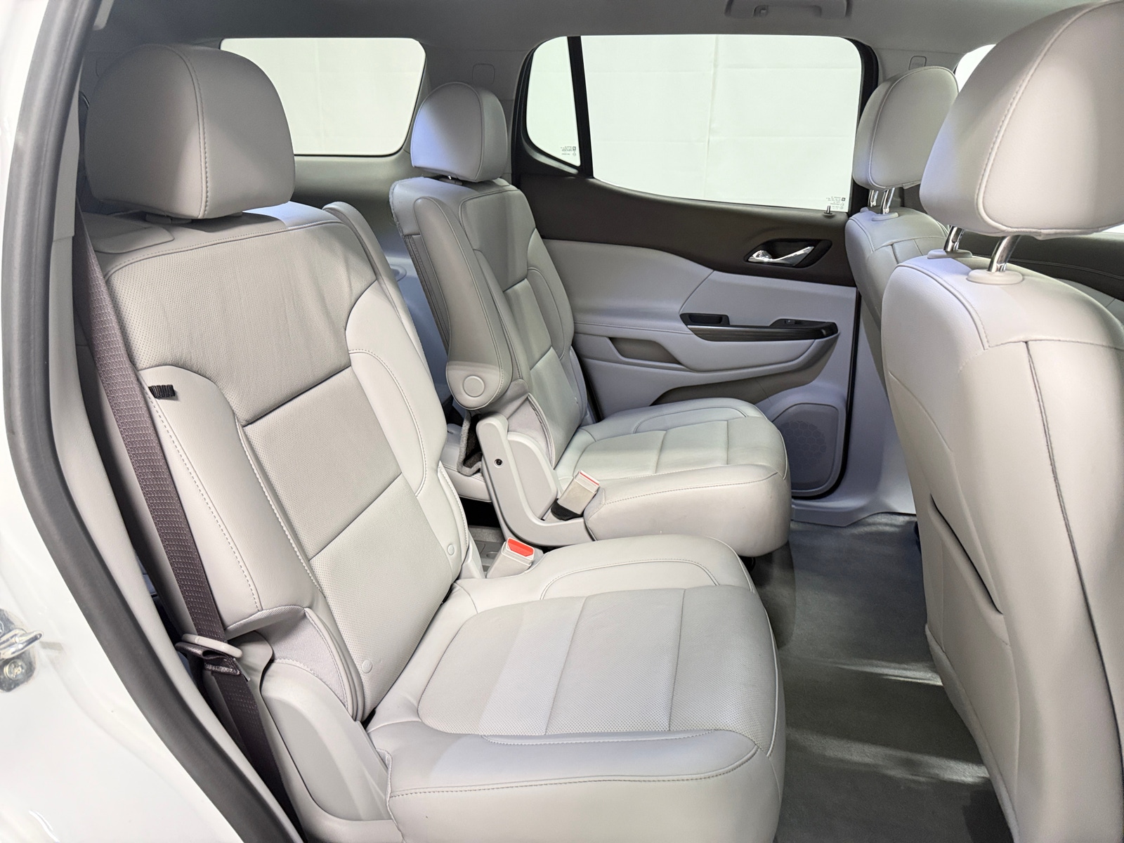 Thumbnail: 2023 GMC Acadia - 5