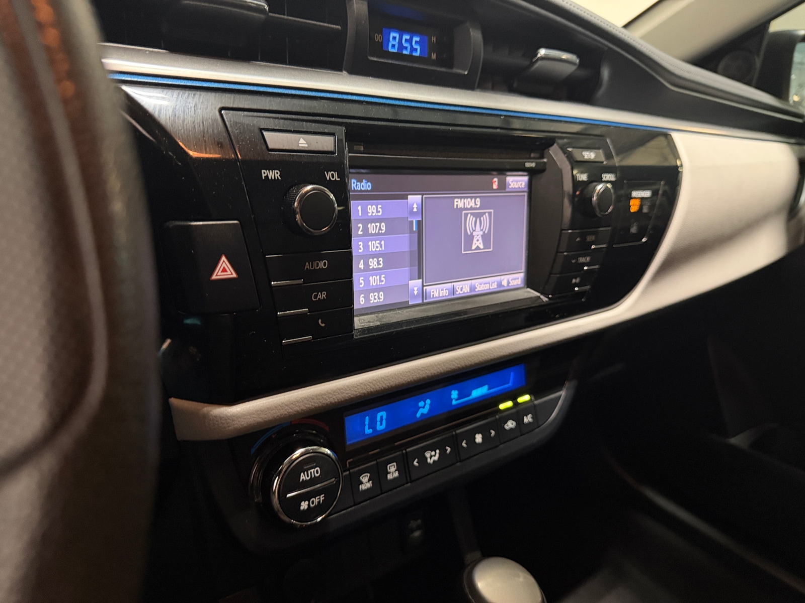 Thumbnail: 2014 Toyota Corolla - 4