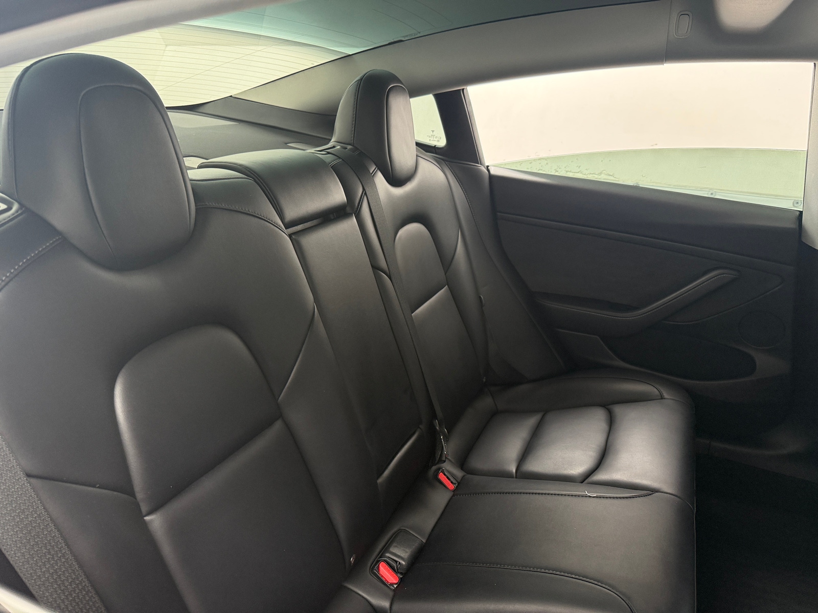 Thumbnail: 2022 Tesla Model 3 - 5