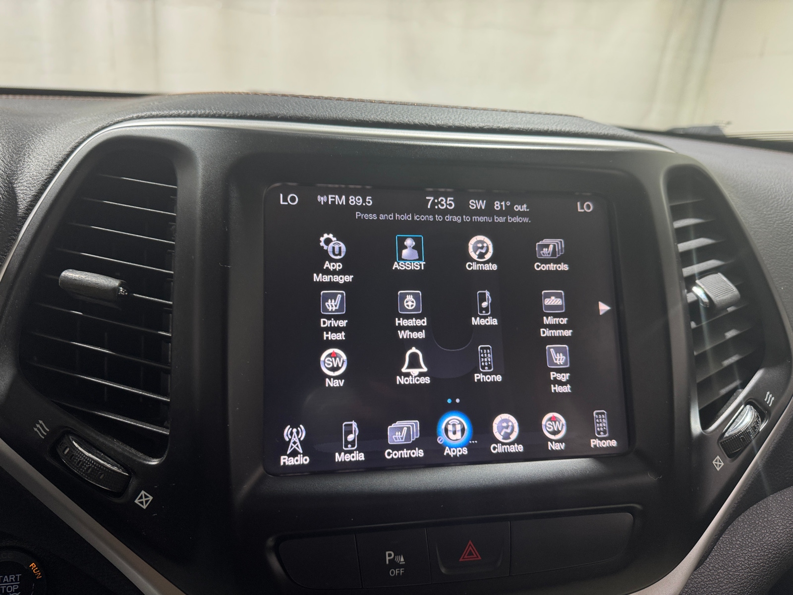 Thumbnail: 2016 Jeep Cherokee - 3