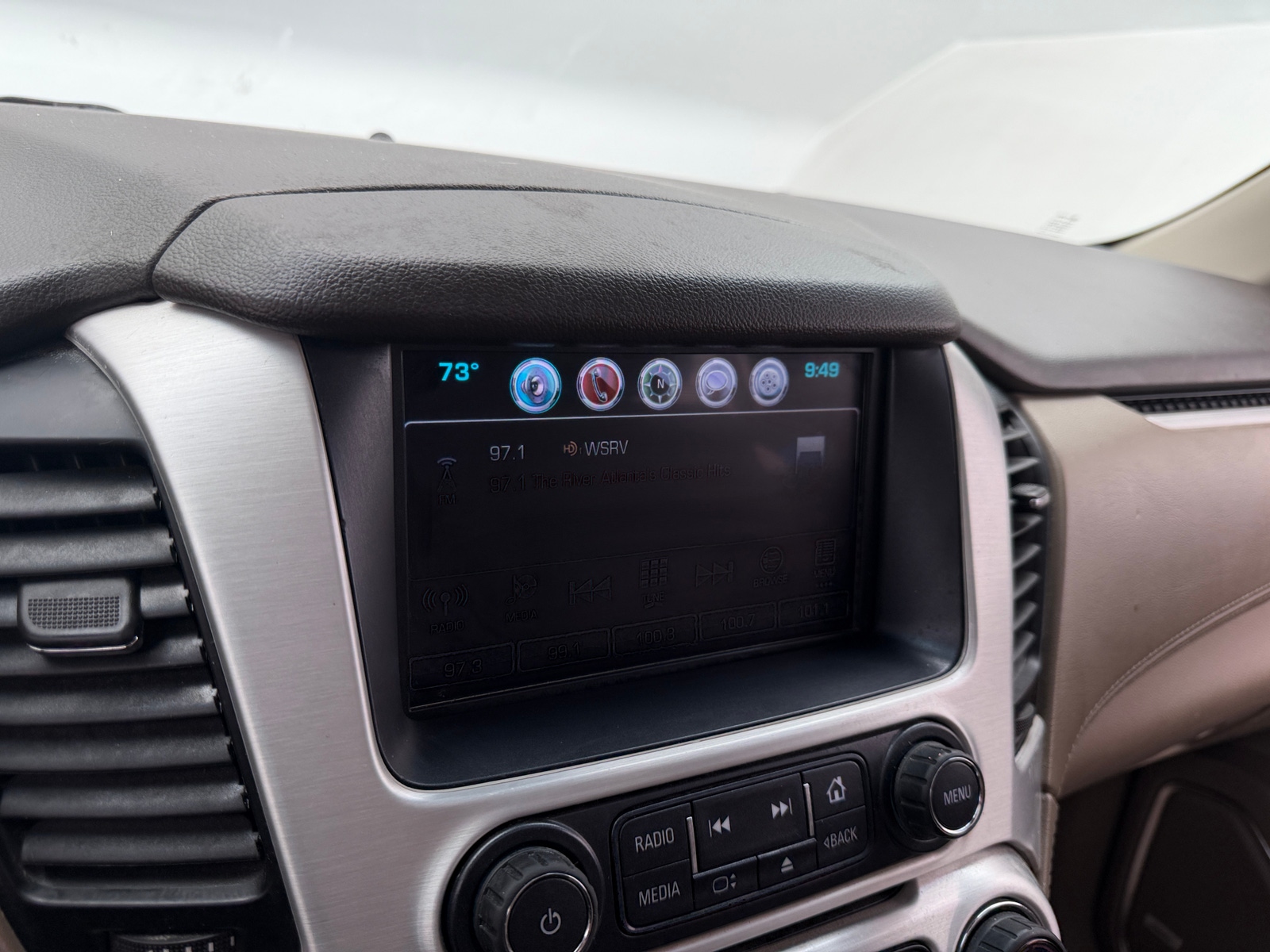 Thumbnail: 2020 GMC Yukon XL - 3