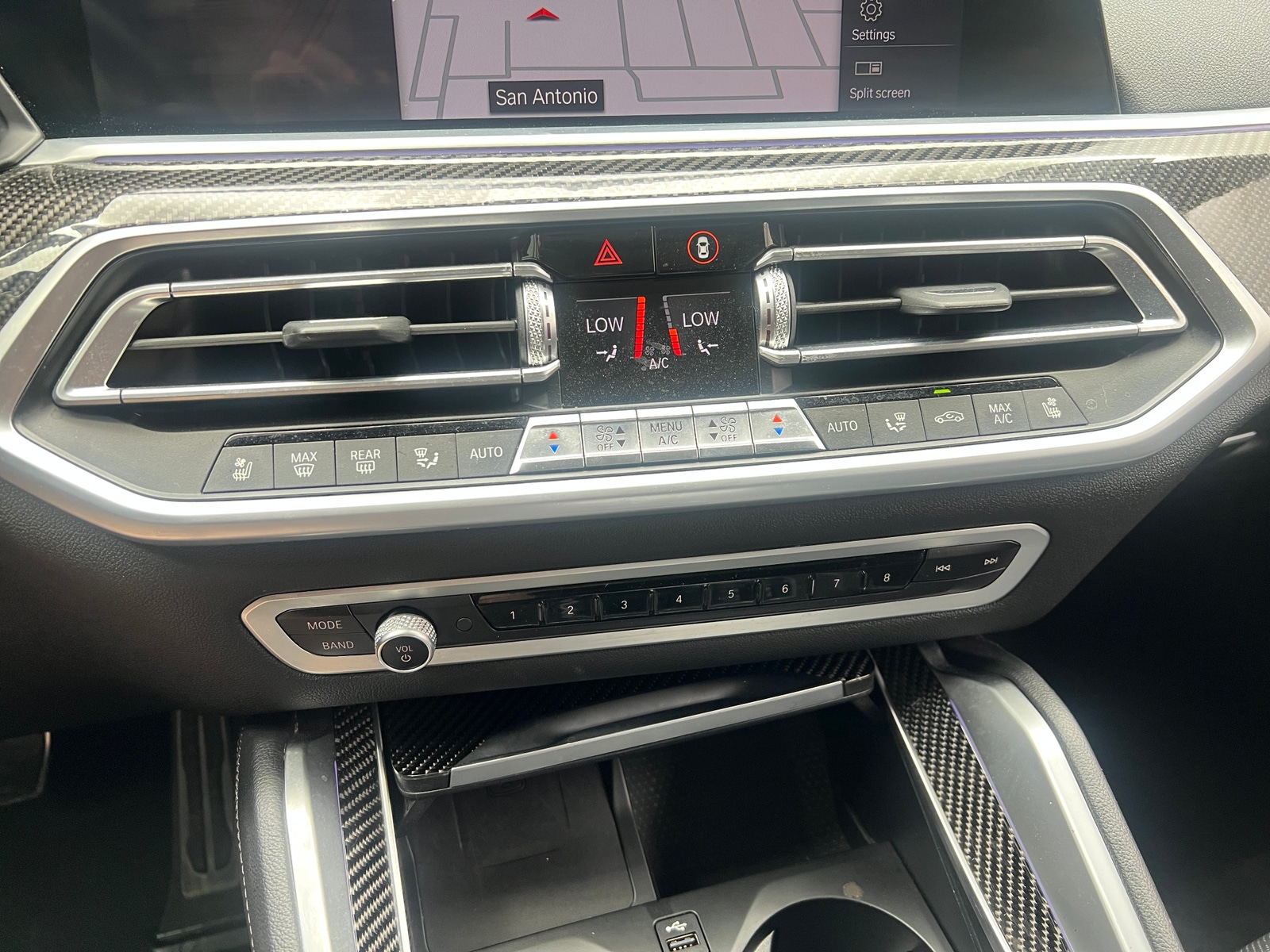 Thumbnail: 2021 BMW X6 - 3