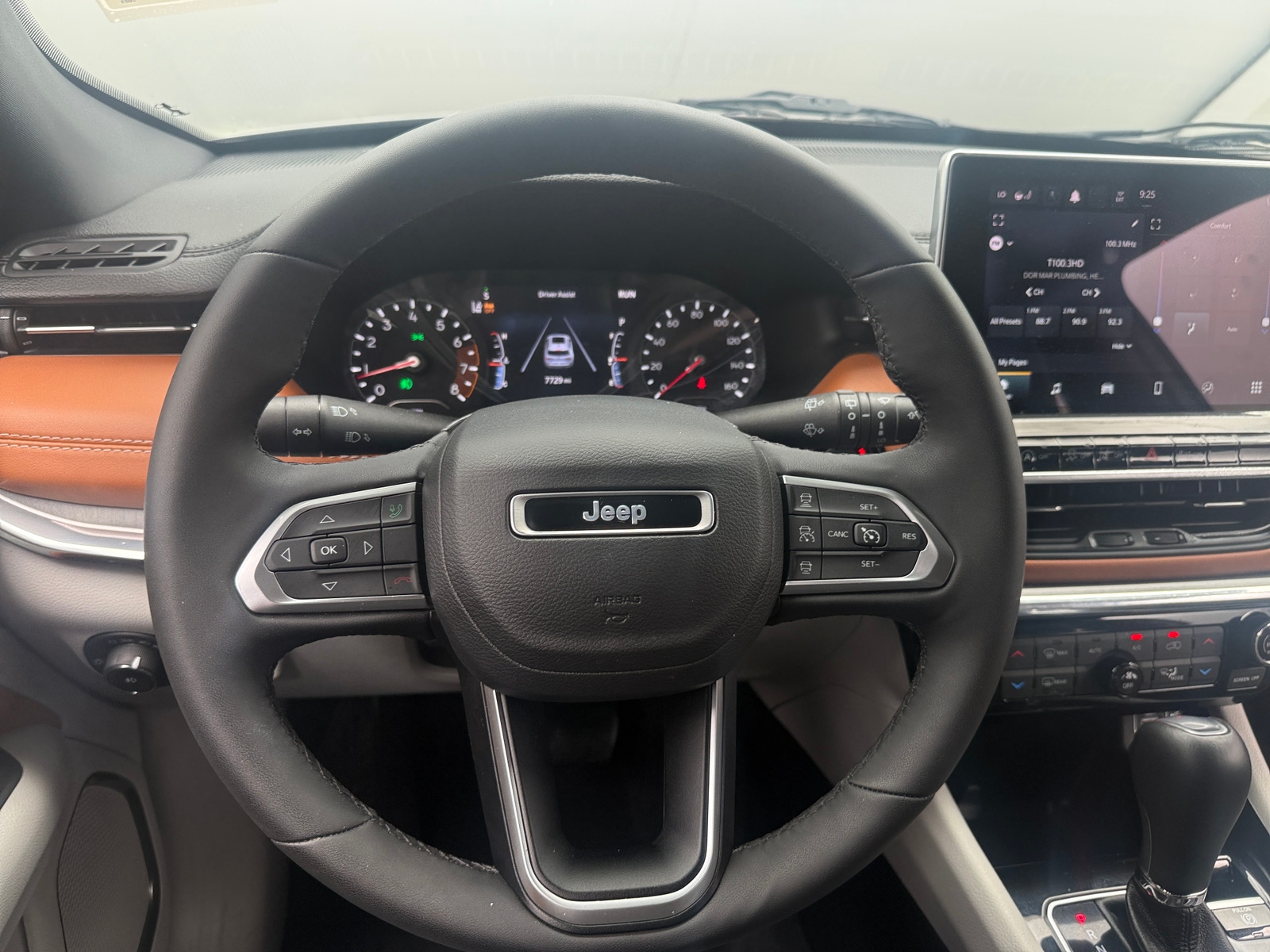 Thumbnail: 2023 Jeep Compass - 4