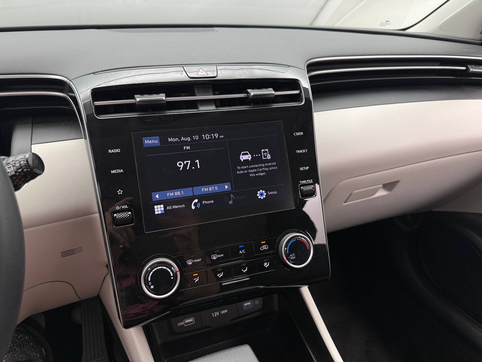 Thumbnail: 2024 Hyundai Tucson - 4