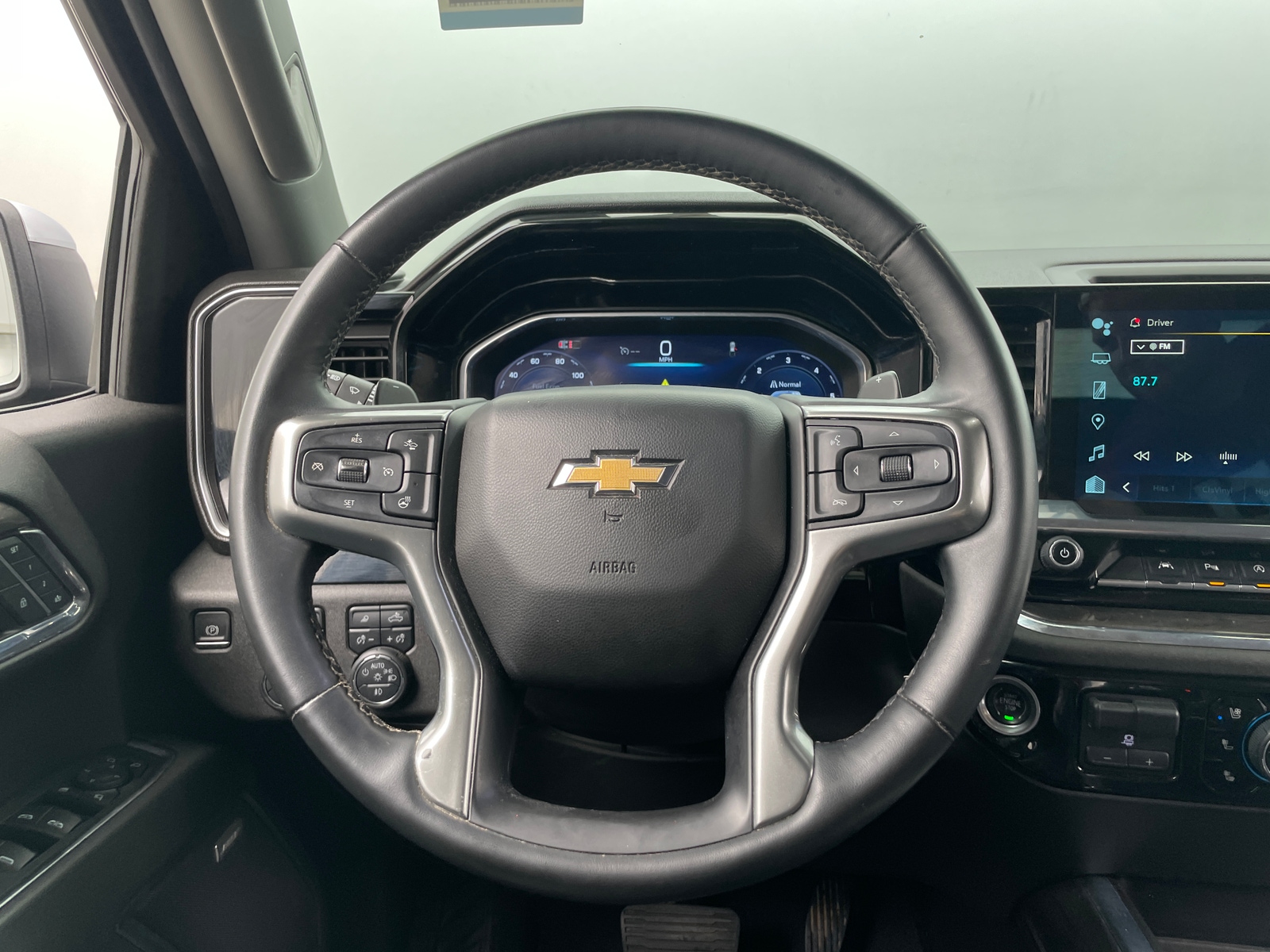 Thumbnail: 2024 Chevrolet Silverado 1500 - 4
