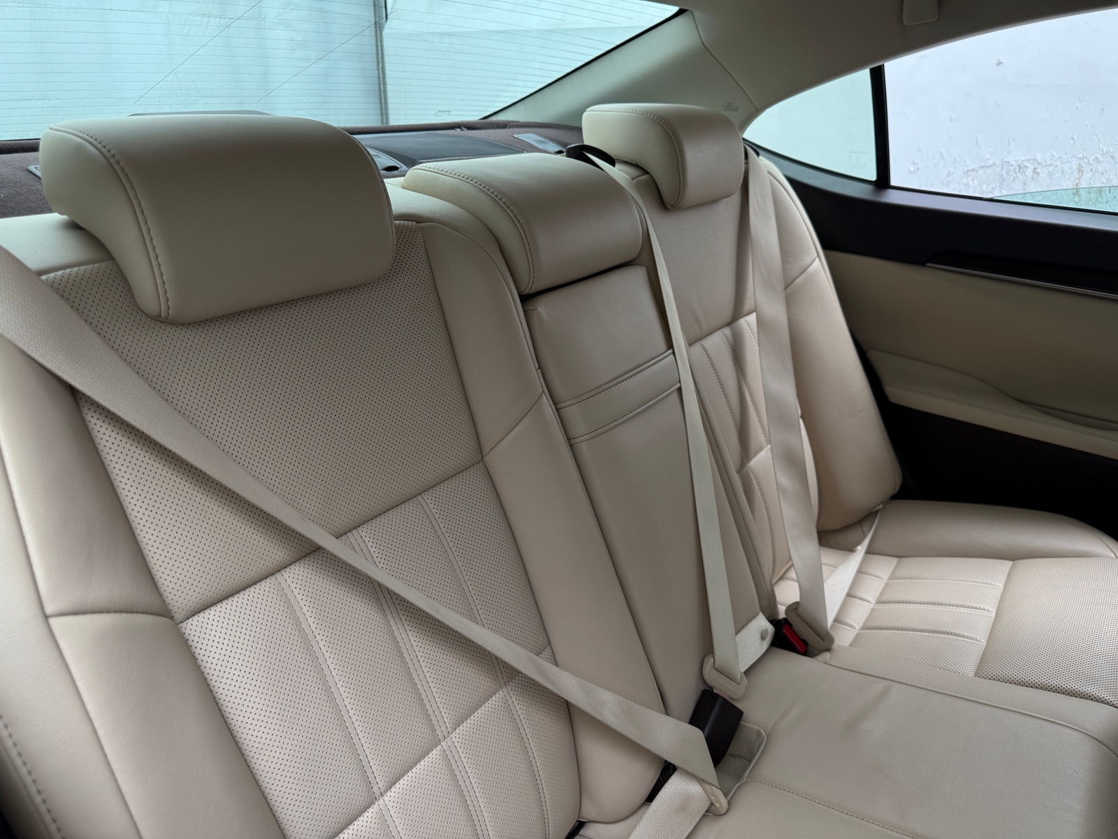 Thumbnail: 2018 Lexus ES - 5